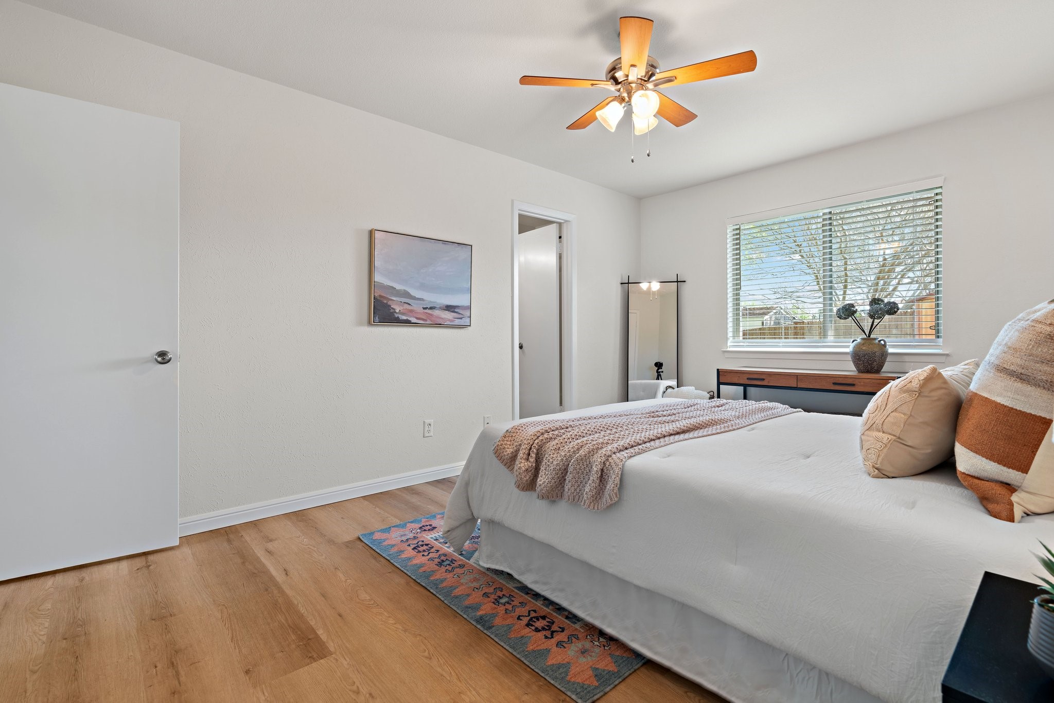 1512 Palisades Drive