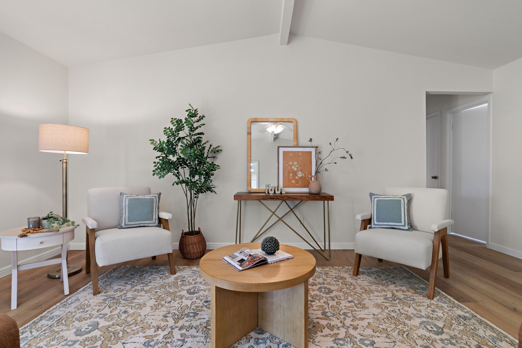 1512 Palisades Drive