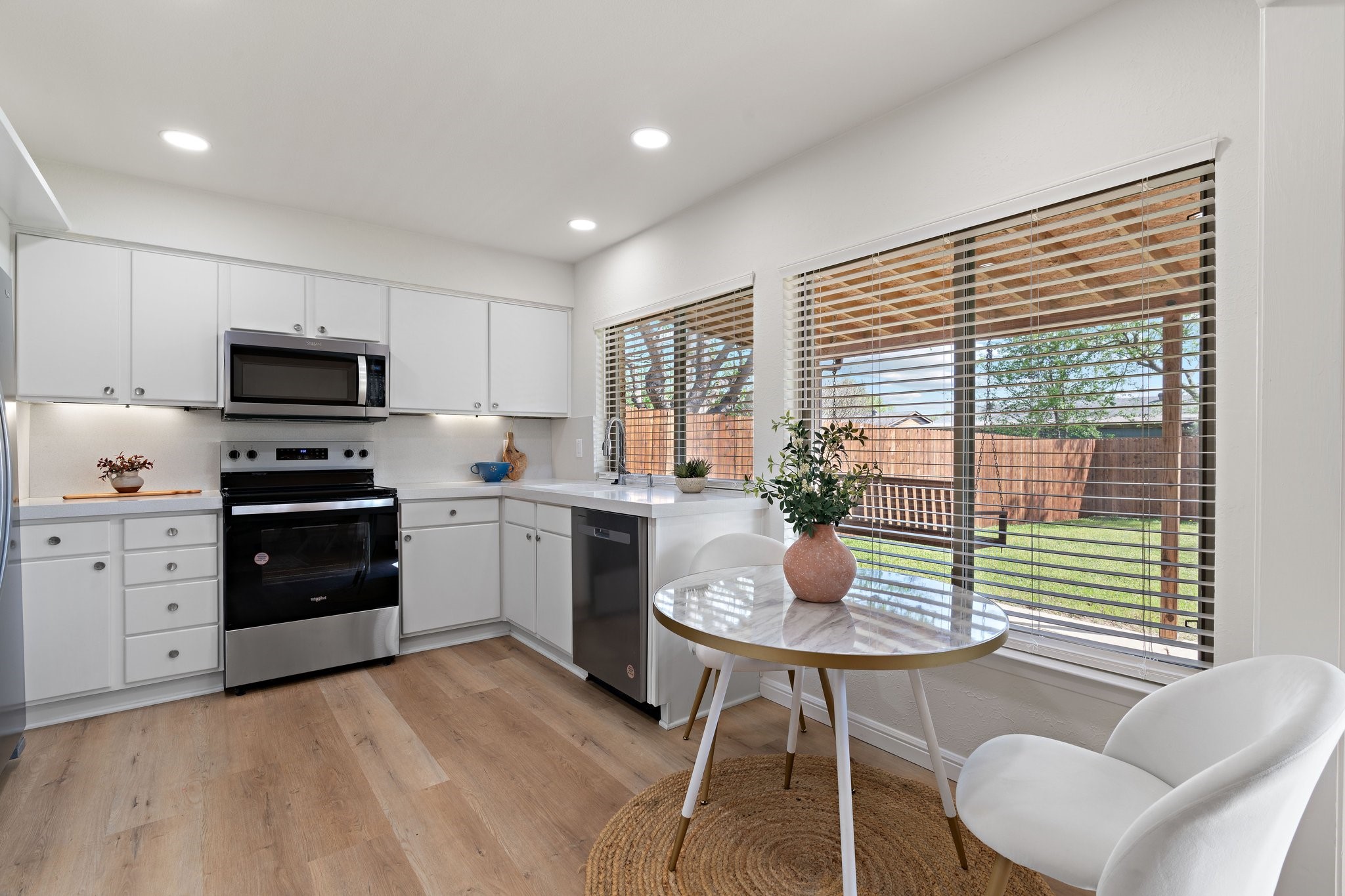 1512 Palisades Drive