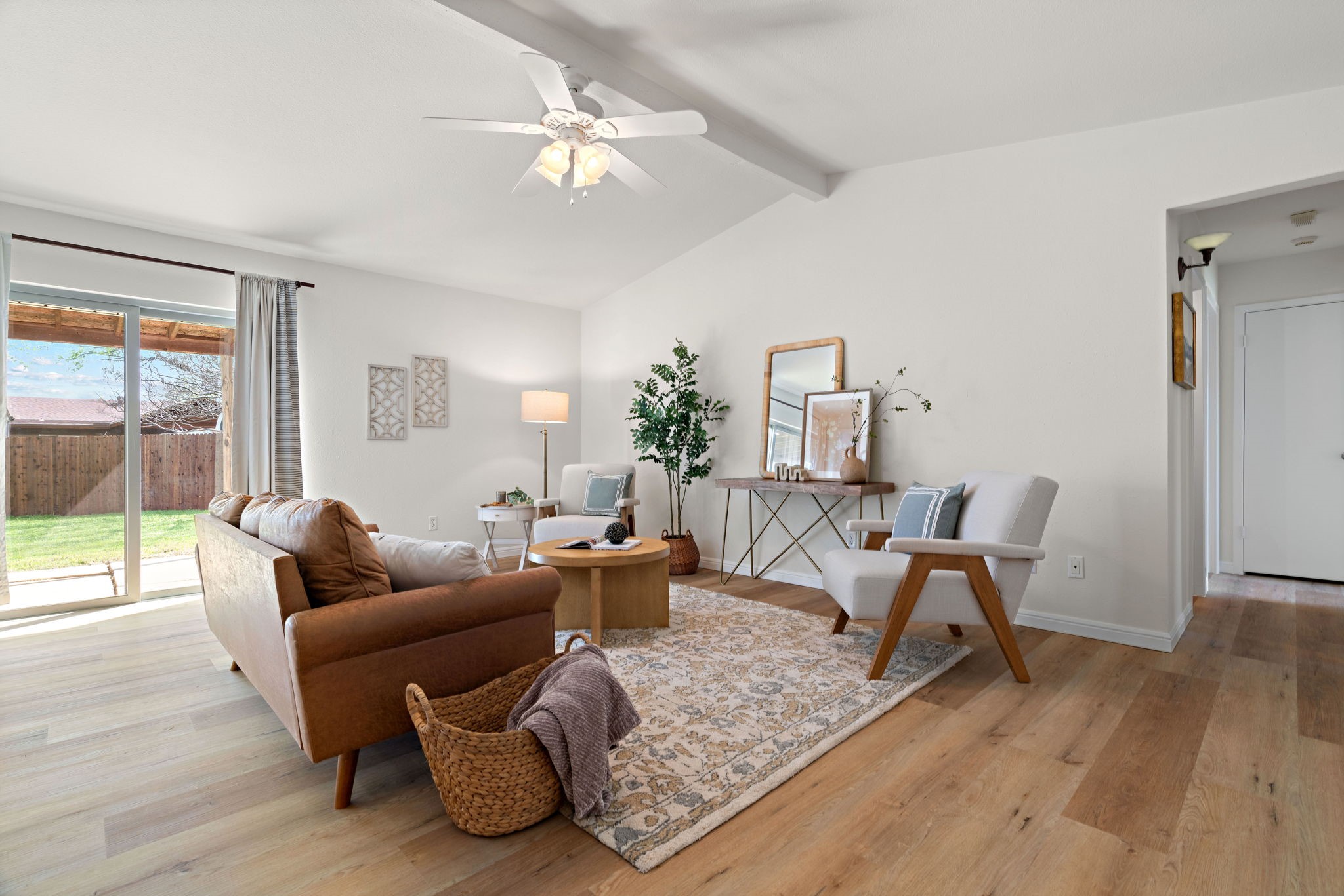1512 Palisades Drive