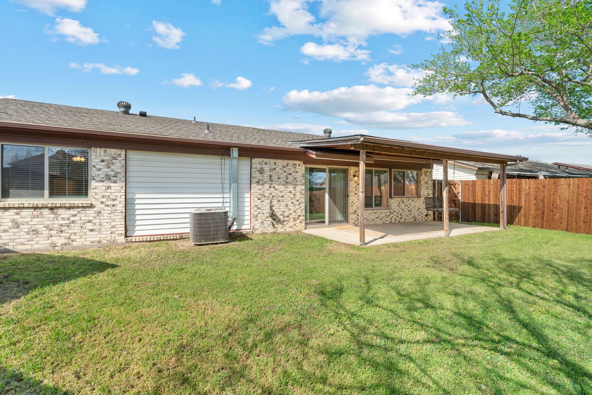 1512 Palisades Drive