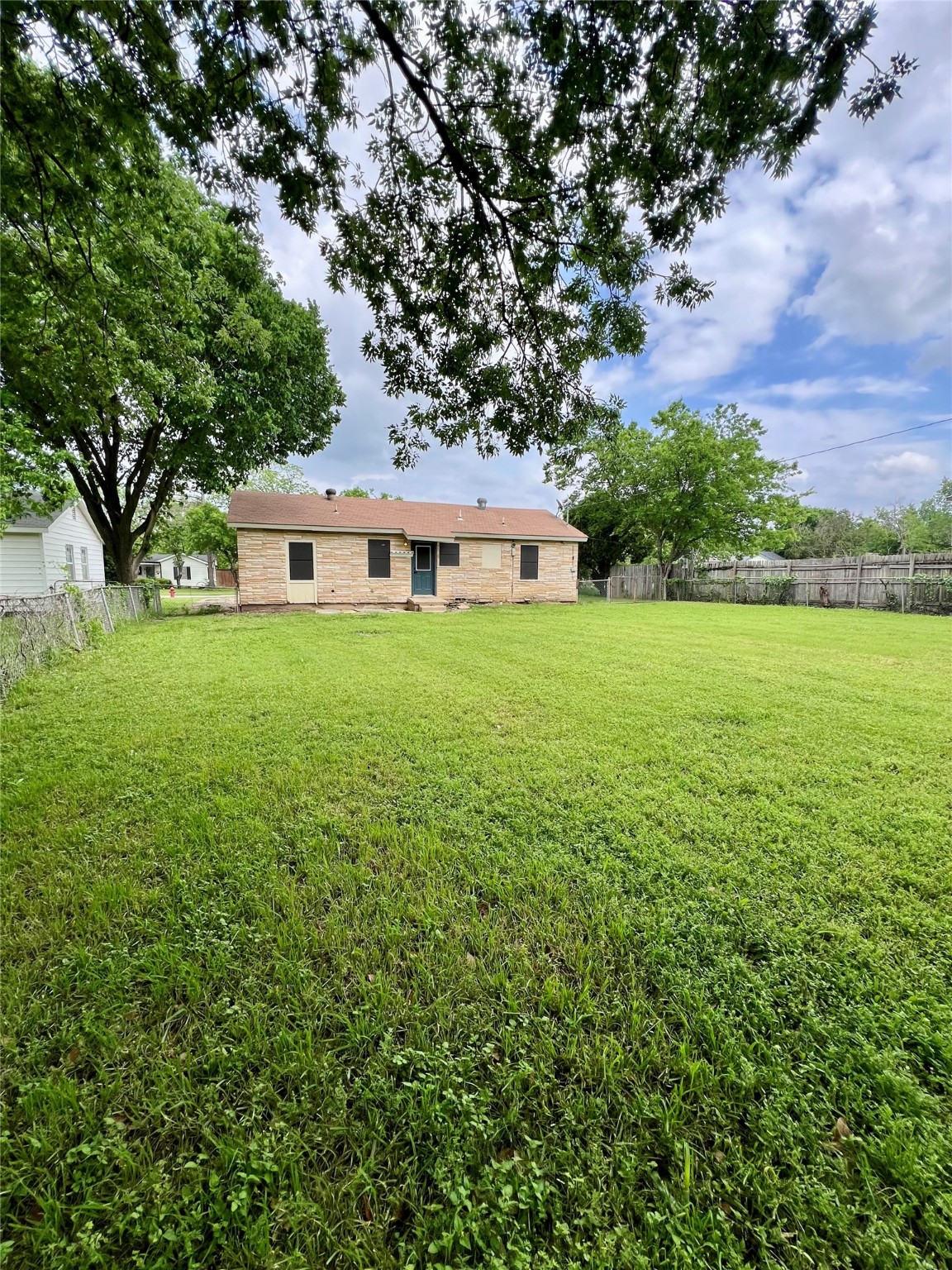 419 Hensley Drive