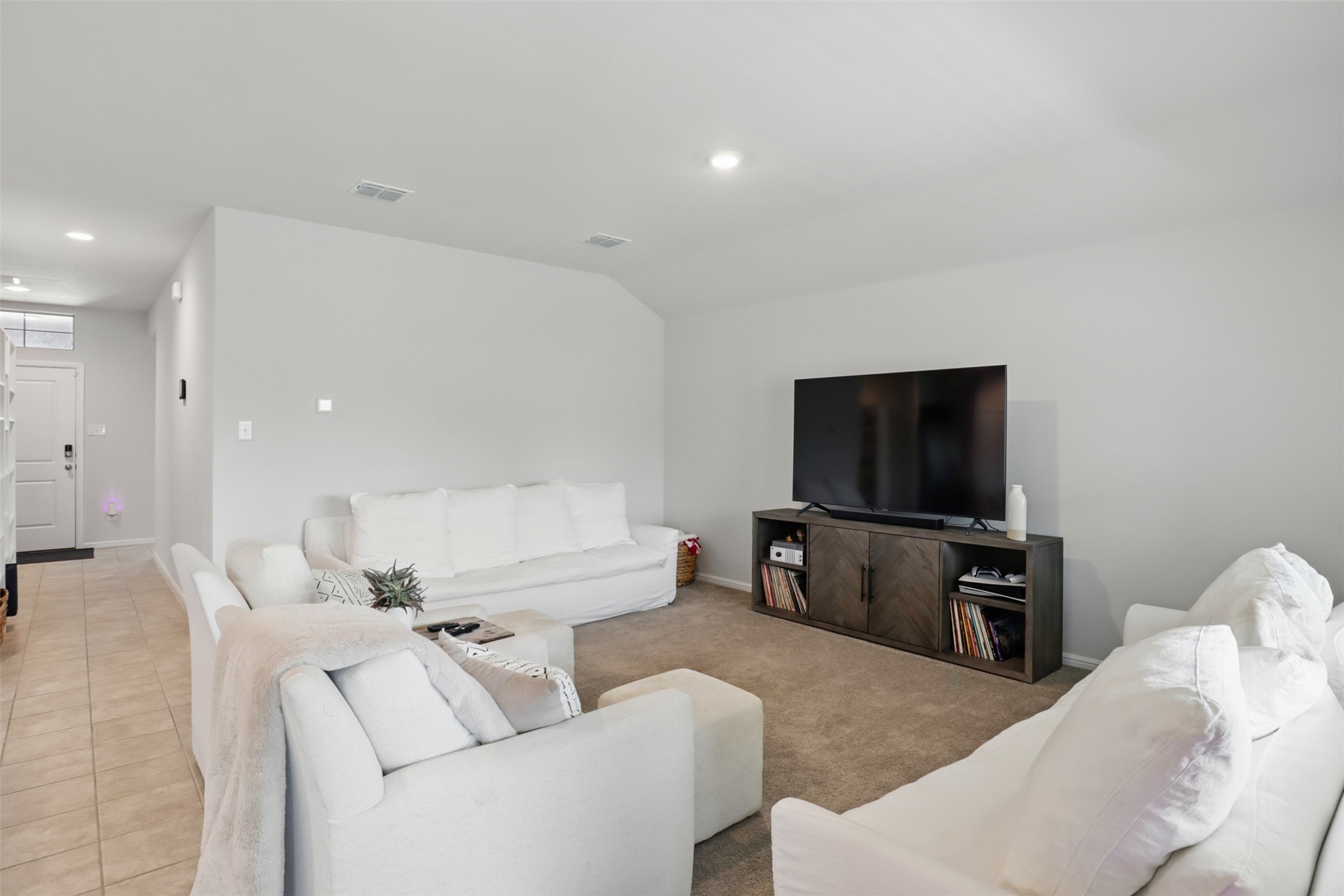3613 Ridgeway Lane