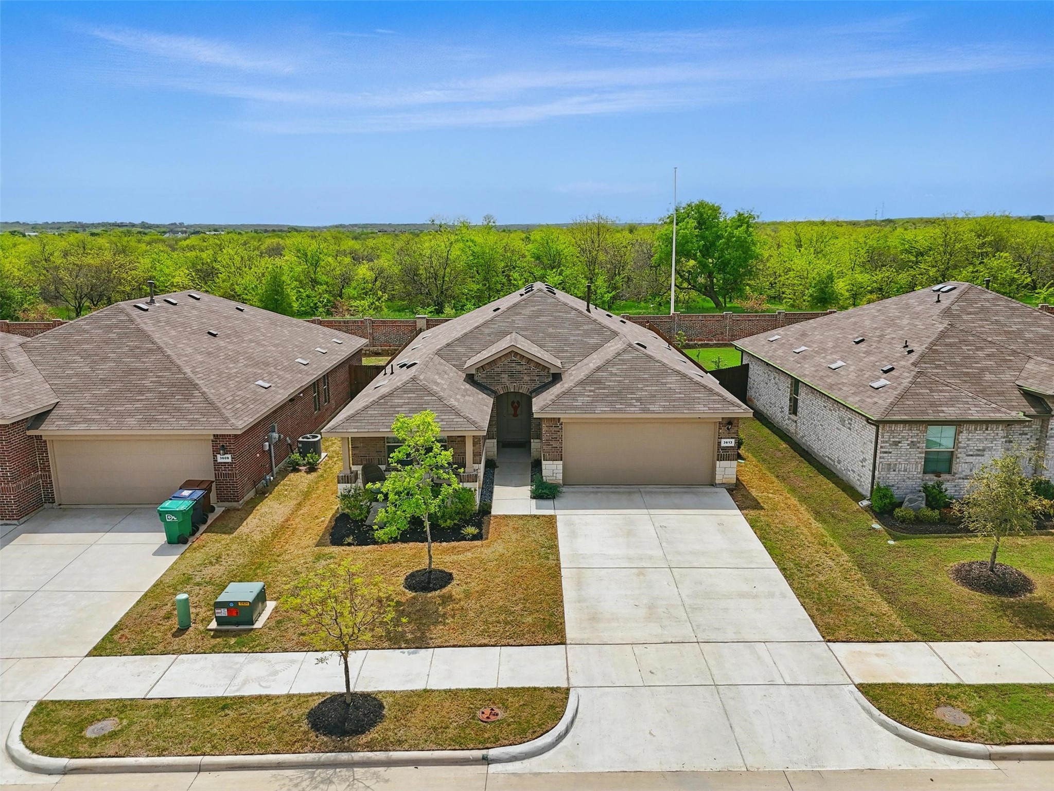 3613 Ridgeway Lane
