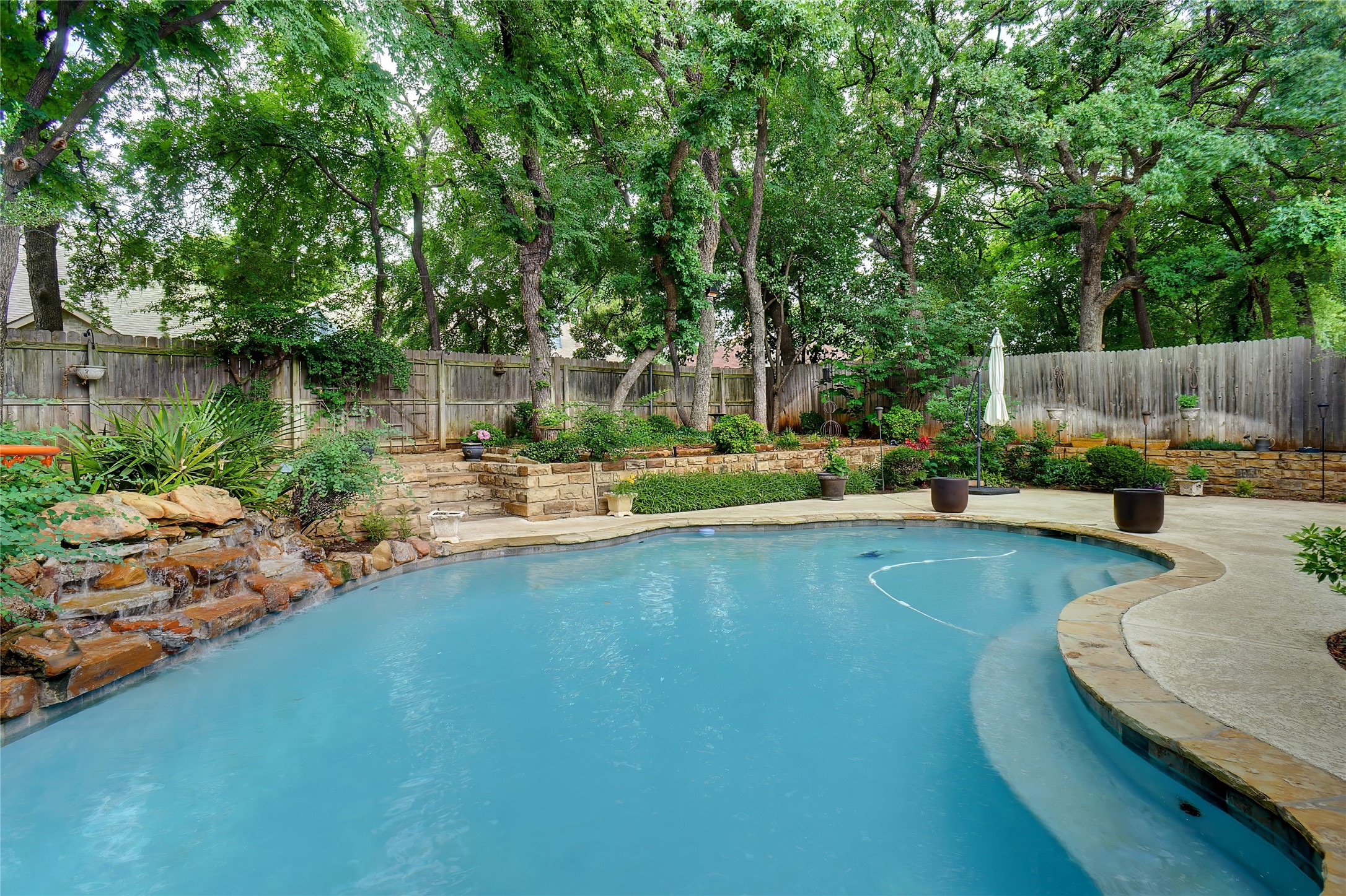 2217 Knoll Ridge Drive
