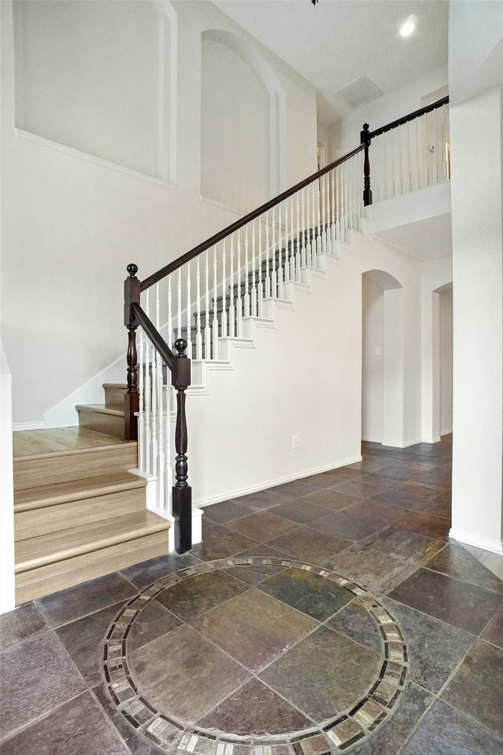 2217 Knoll Ridge Drive