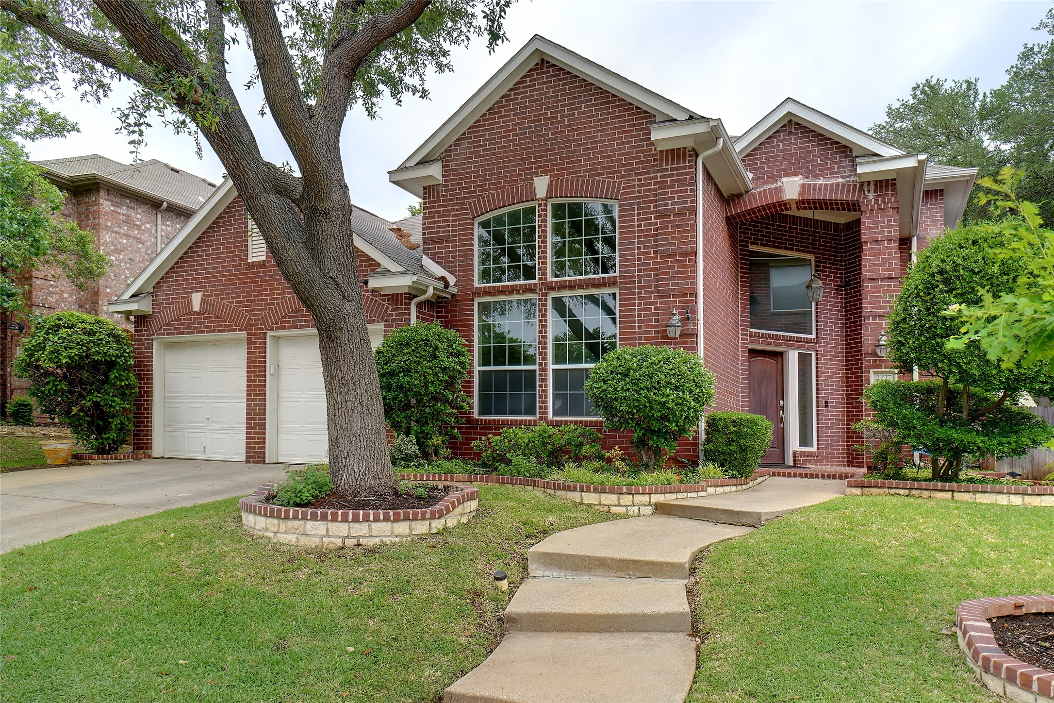2217 Knoll Ridge Drive