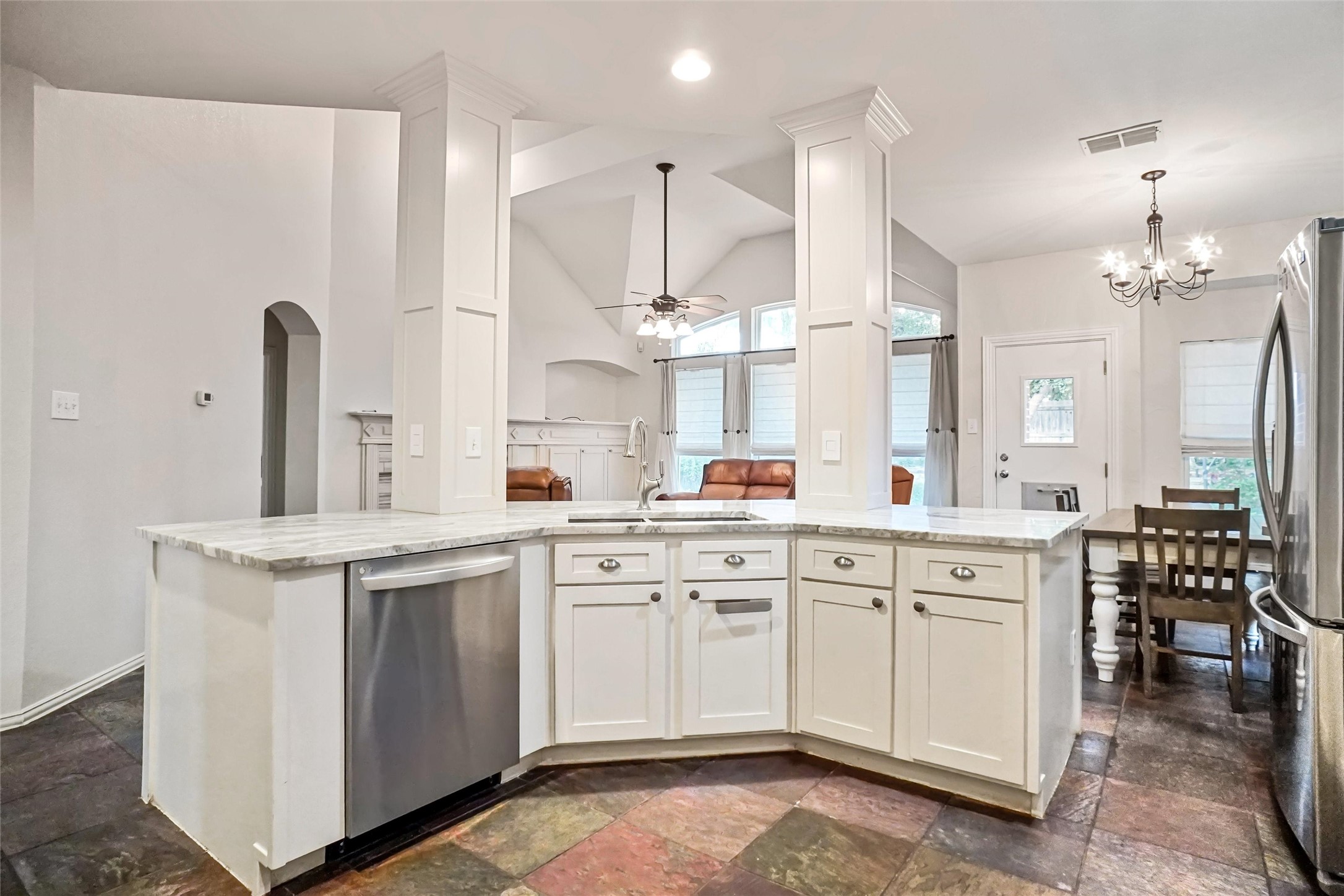 2217 Knoll Ridge Drive