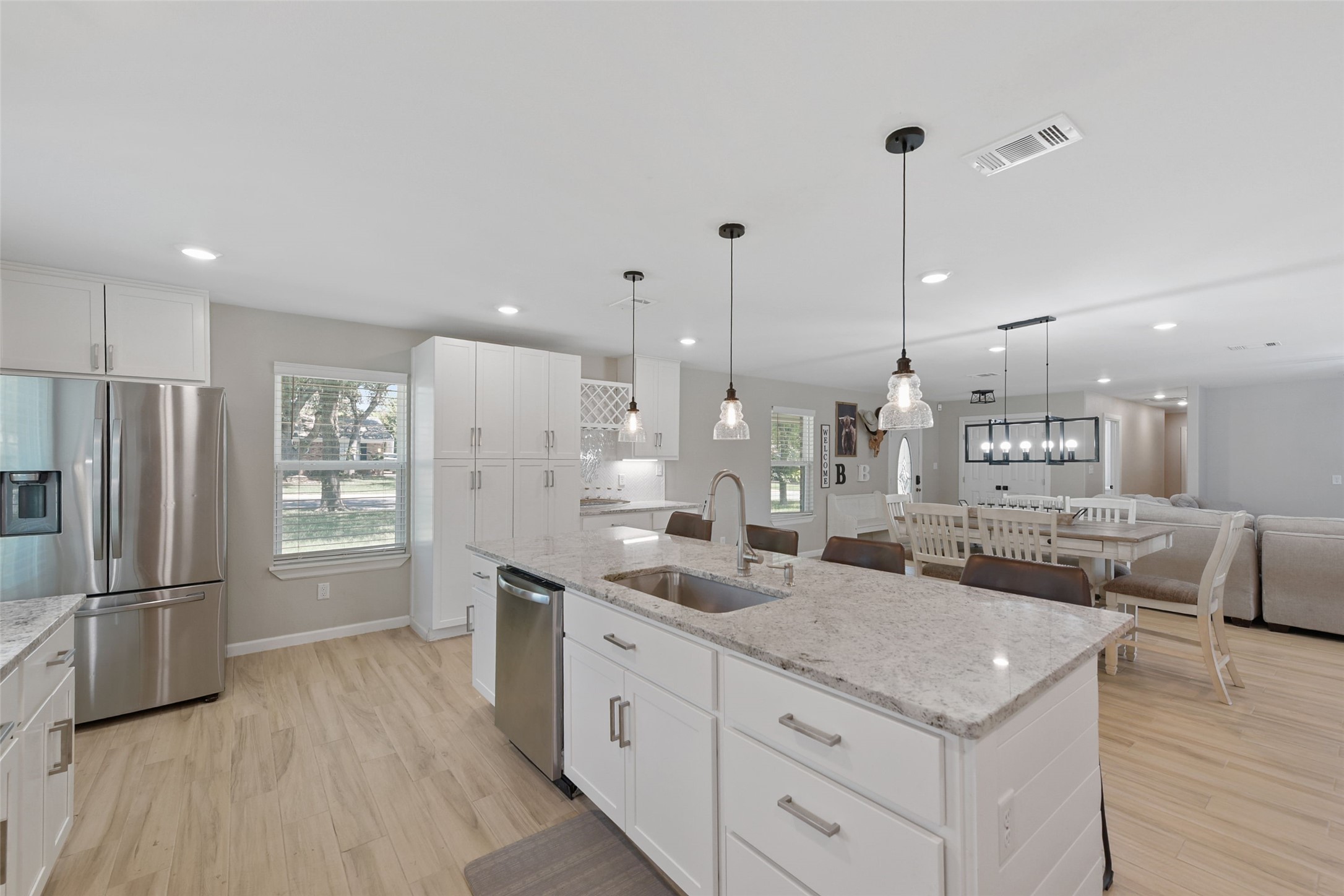 3900 Sundown Drive