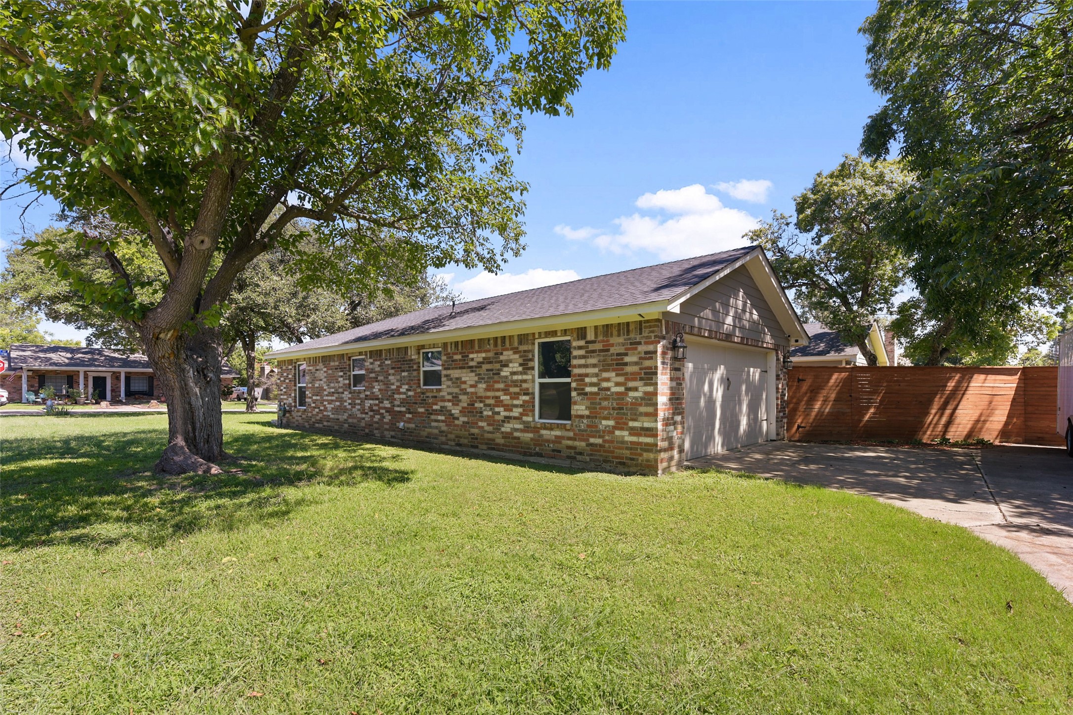 3900 Sundown Drive