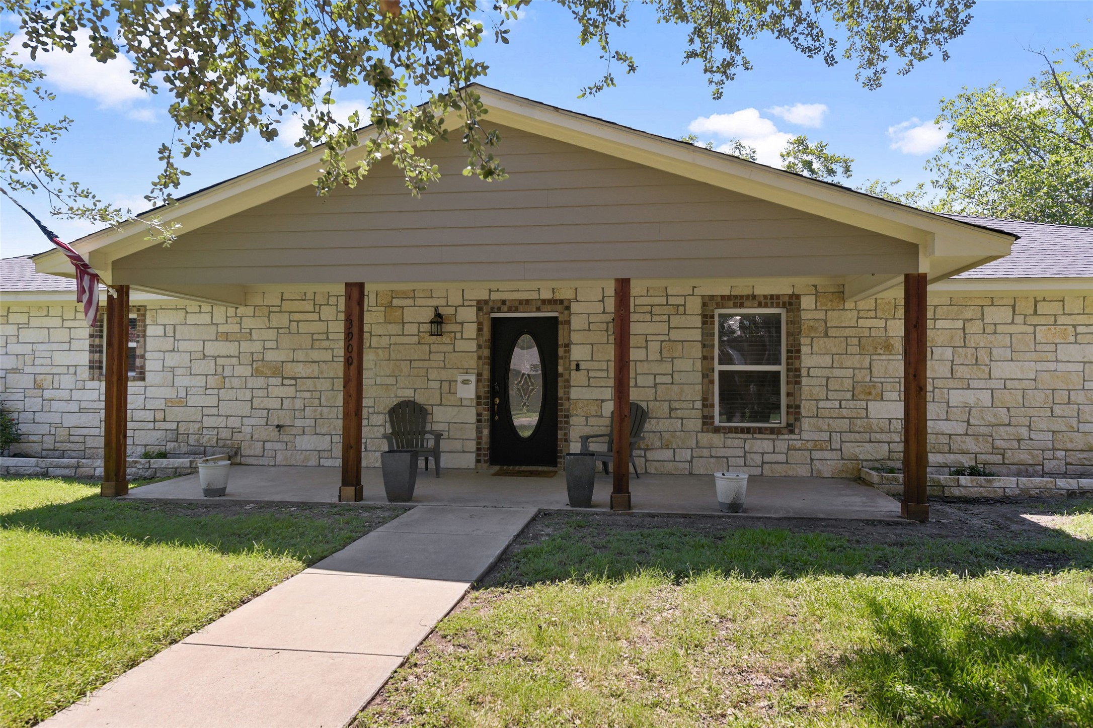 3900 Sundown Drive