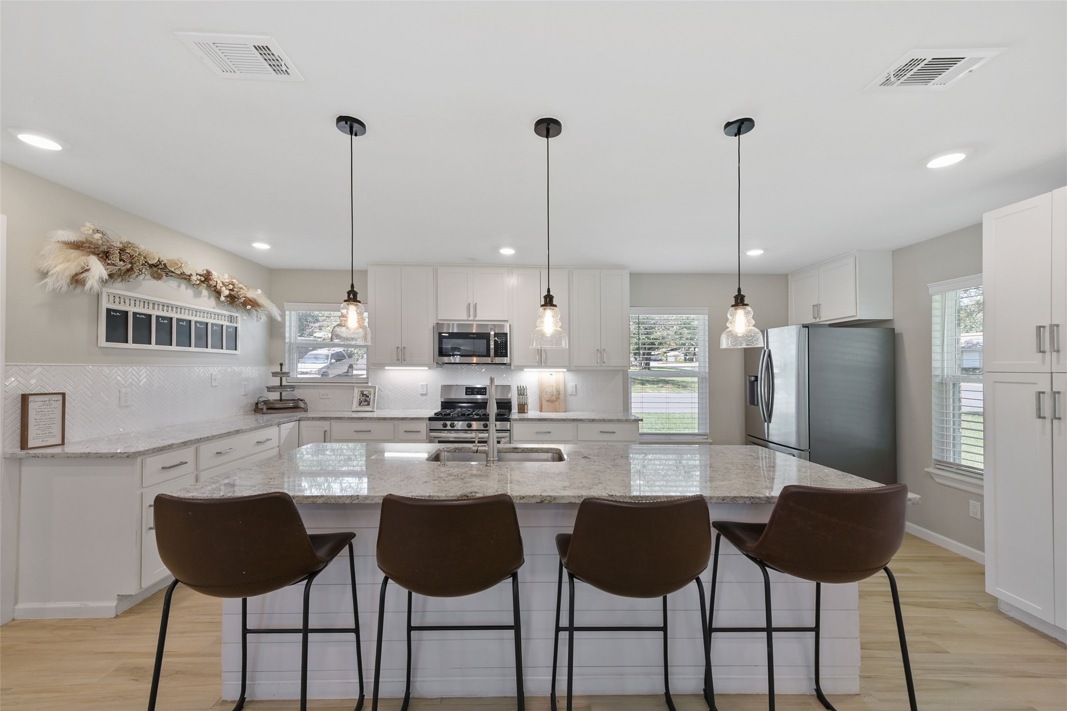3900 Sundown Drive