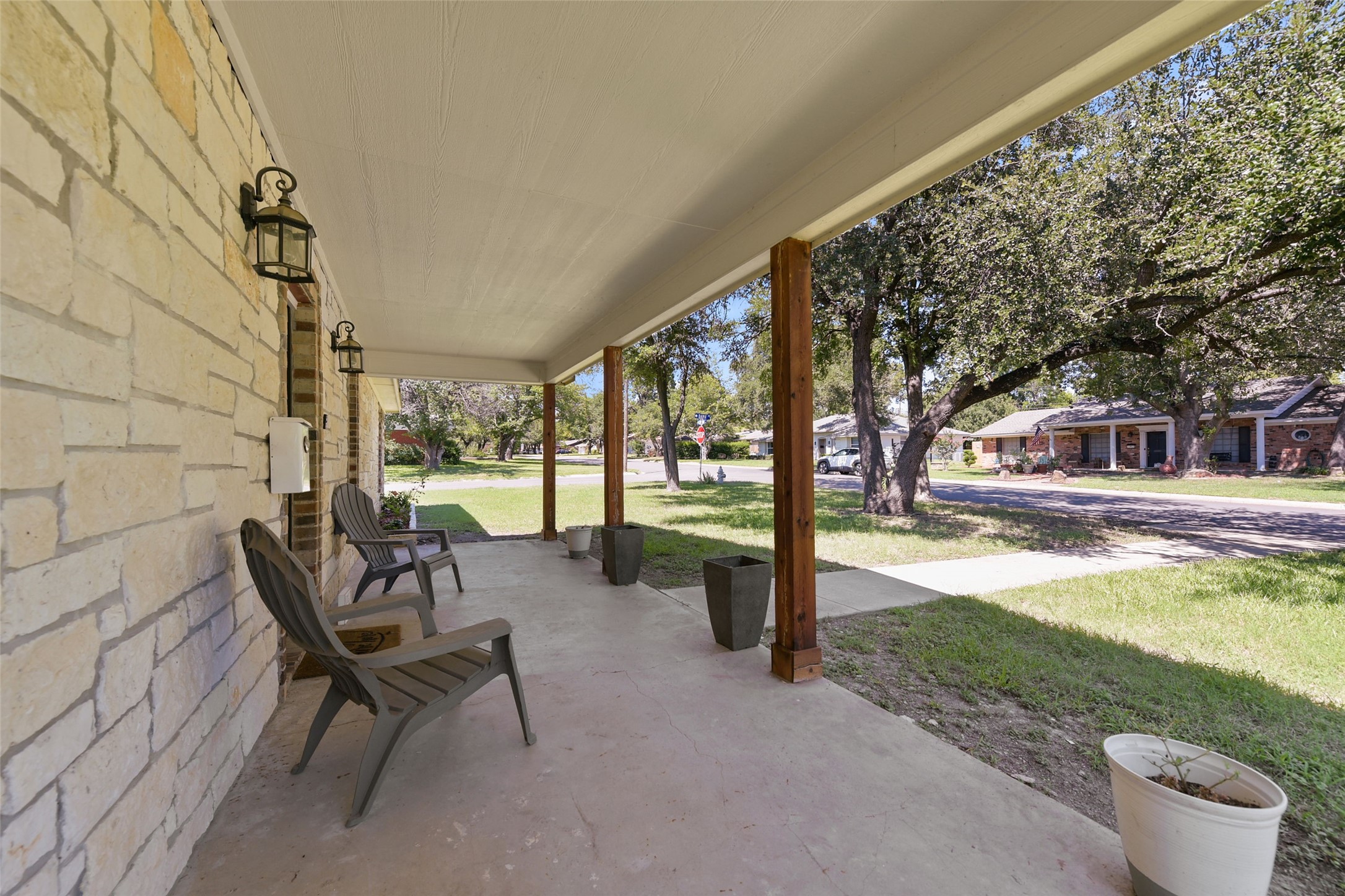 3900 Sundown Drive