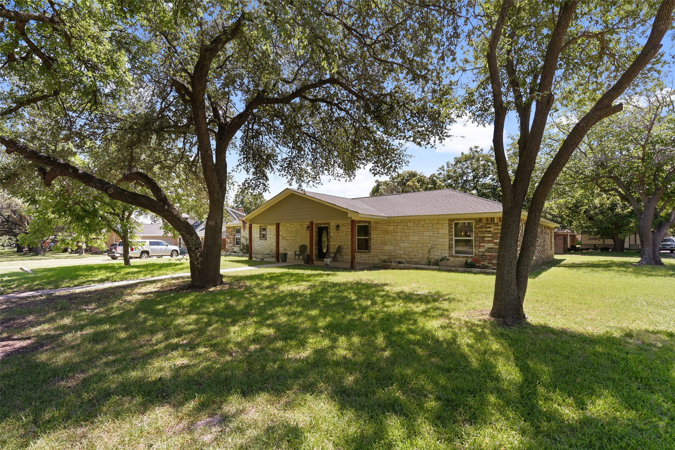3900 Sundown Drive