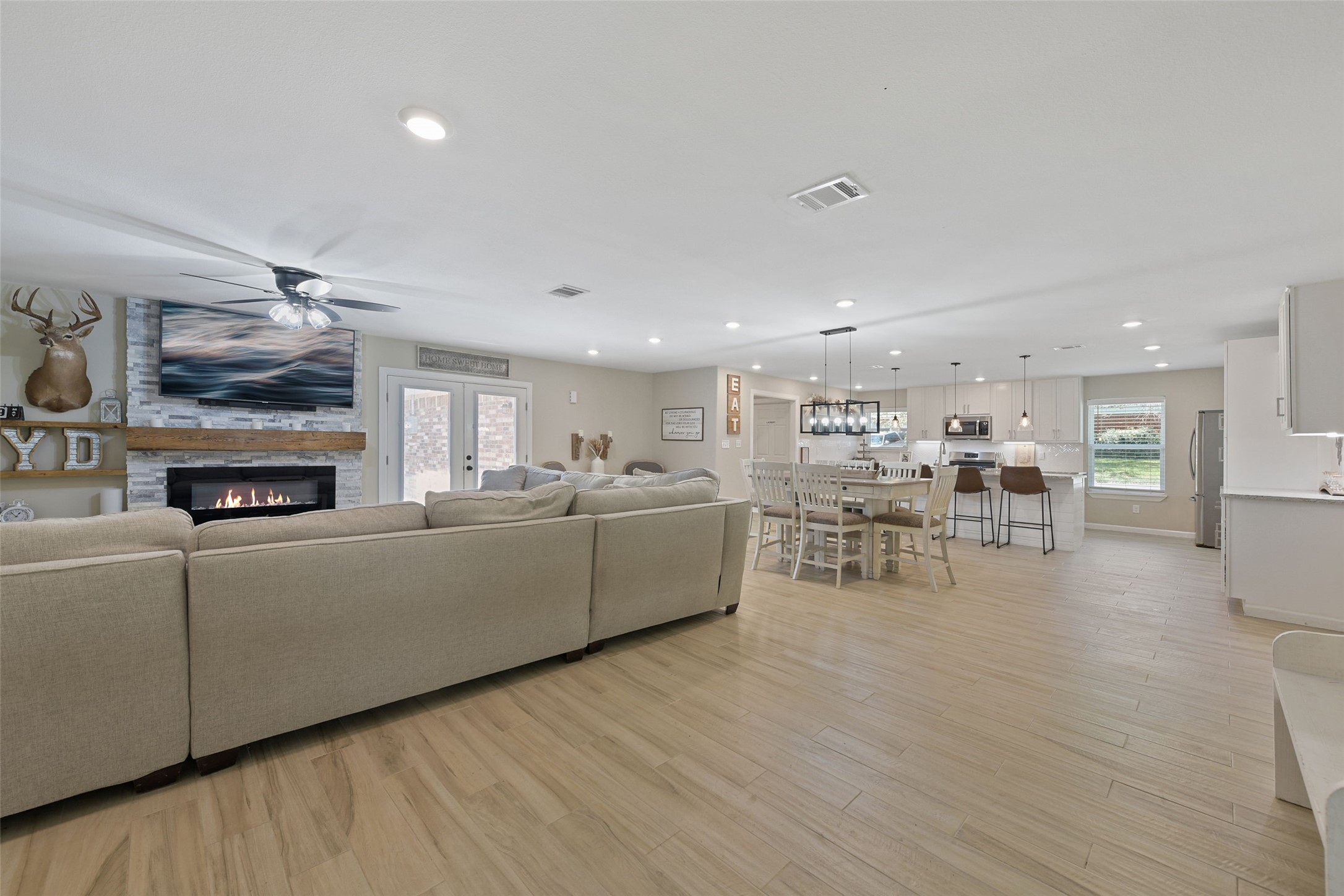3900 Sundown Drive