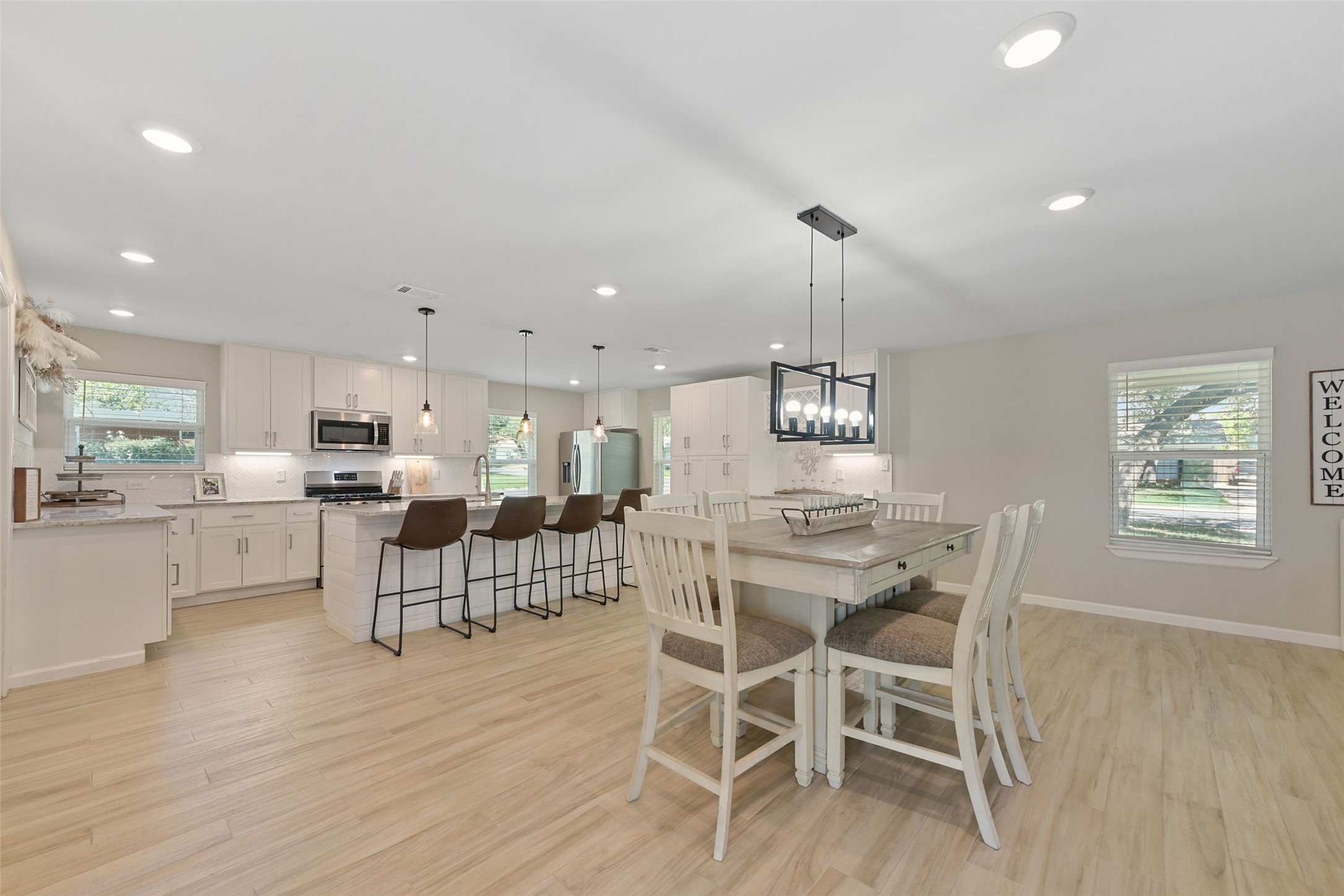 3900 Sundown Drive