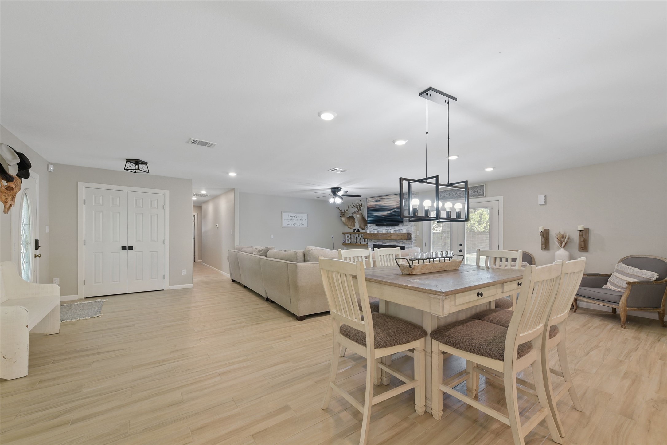 3900 Sundown Drive