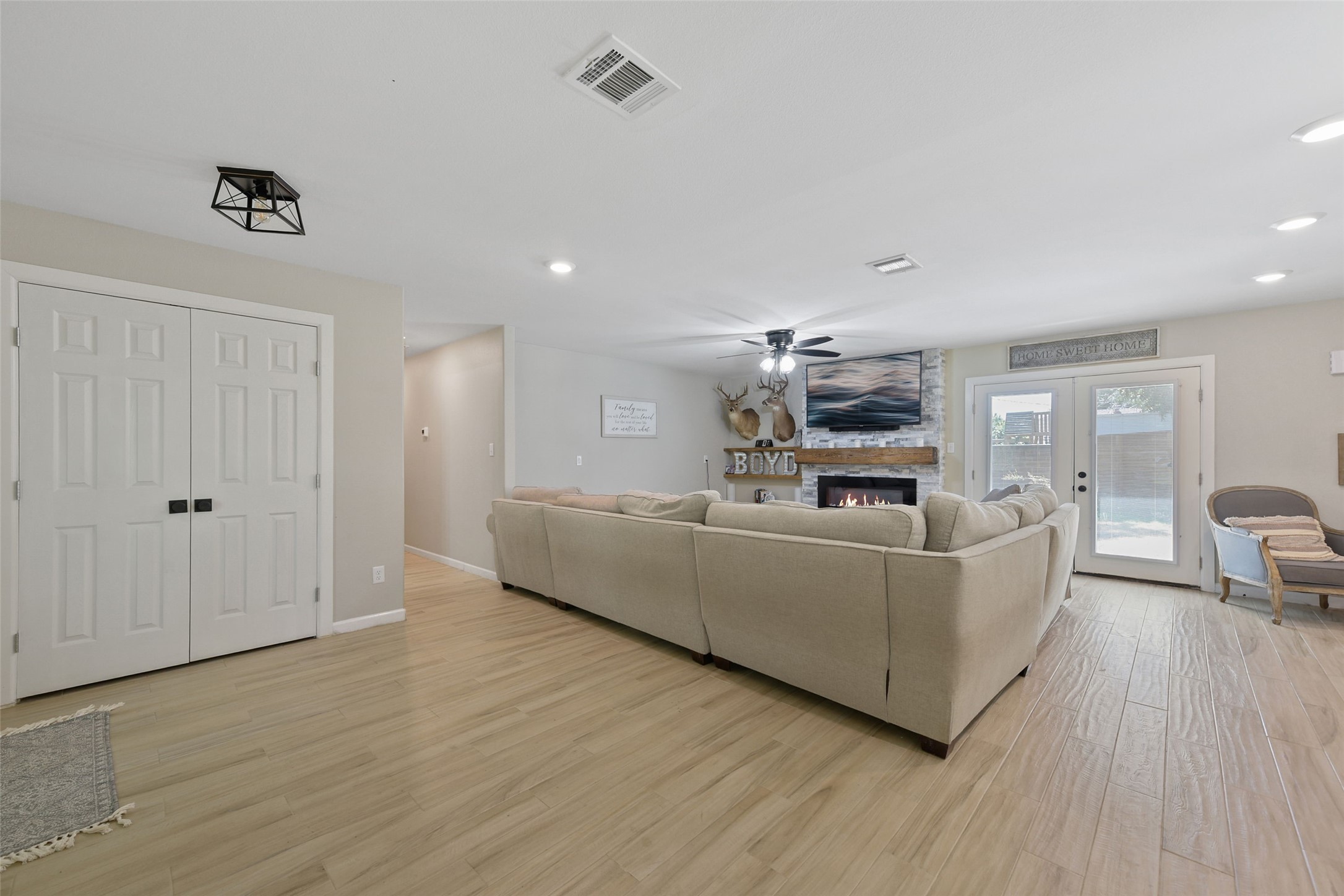 3900 Sundown Drive