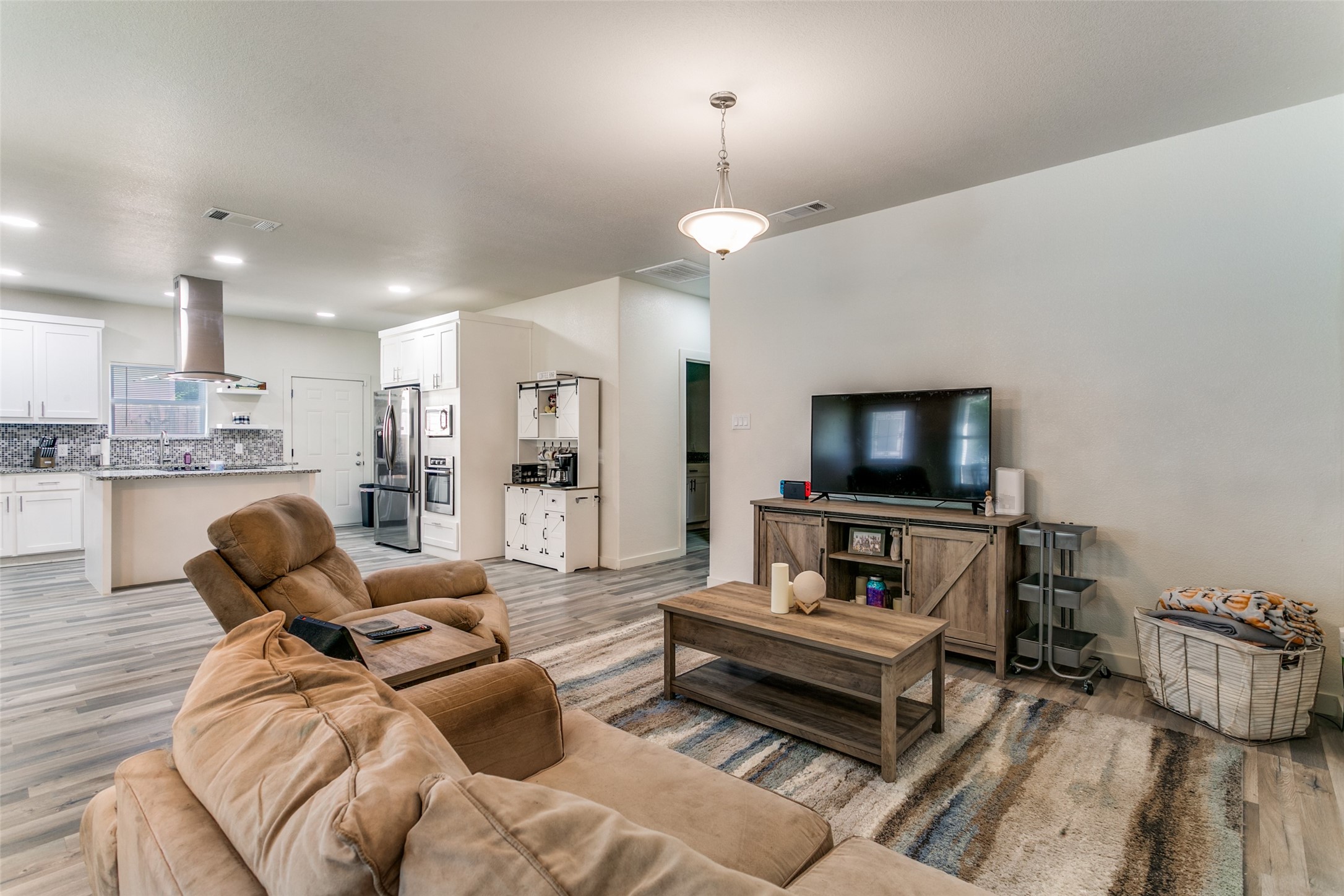 1108 S Morris Street