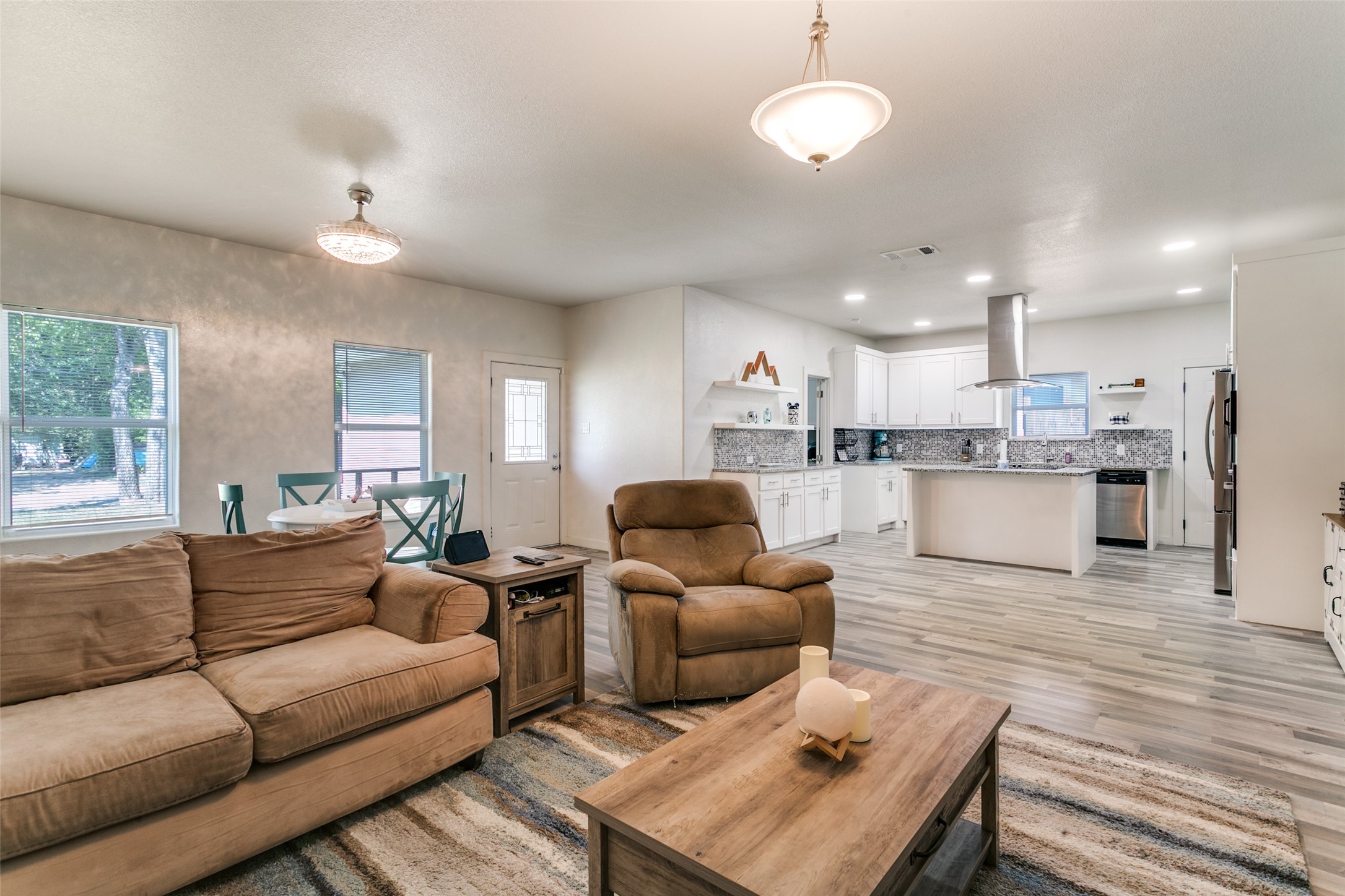 1108 S Morris Street