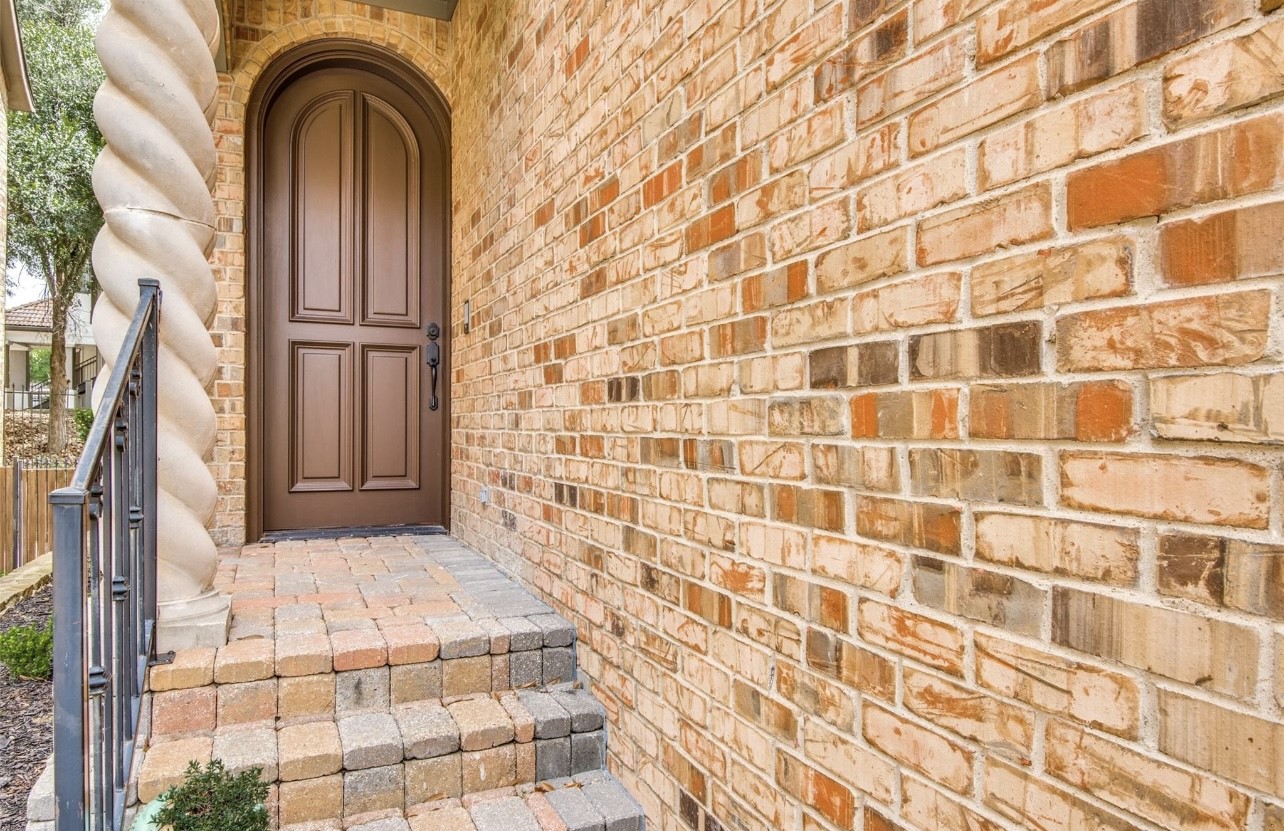 800 Rockingham Drive