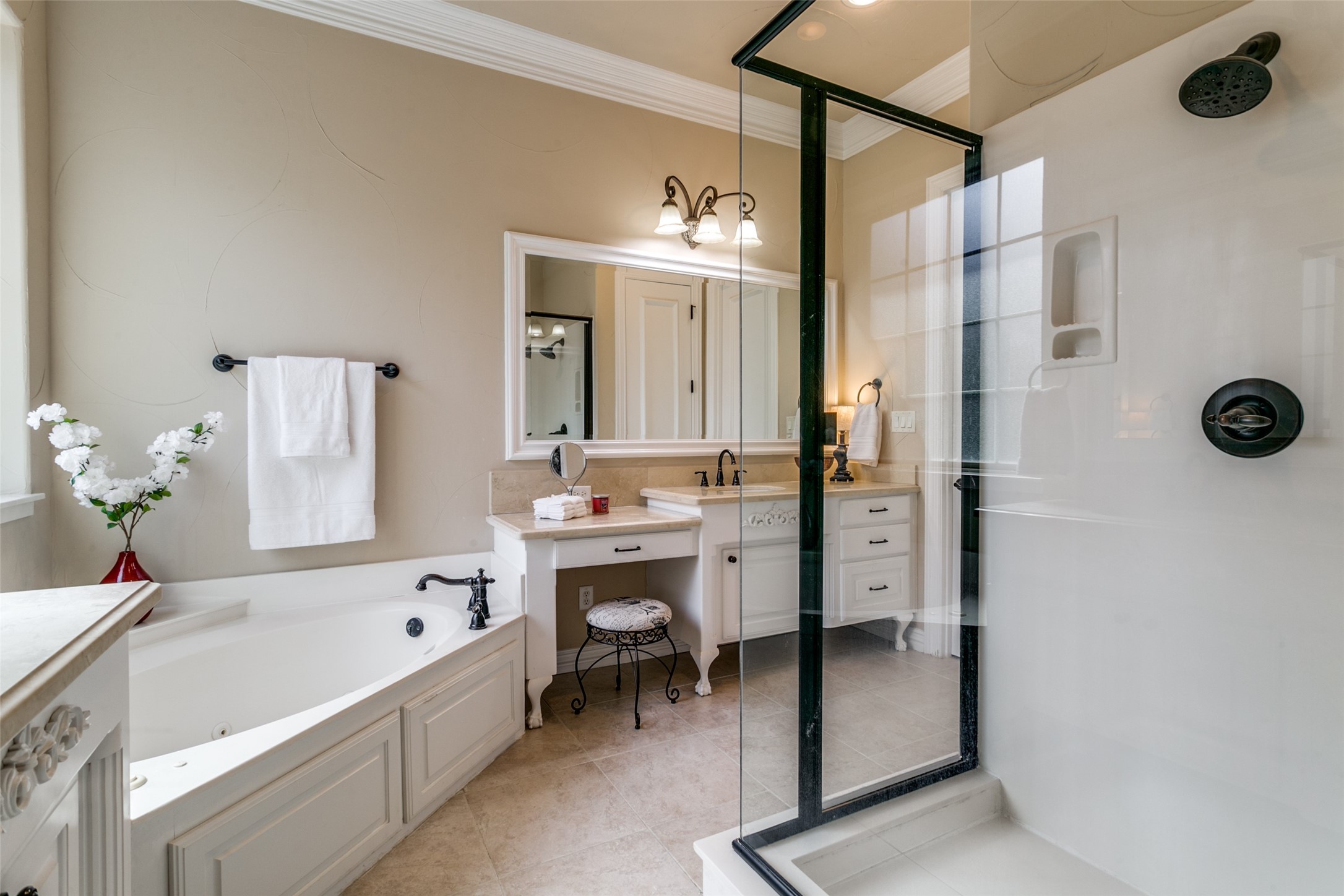 800 Rockingham Drive