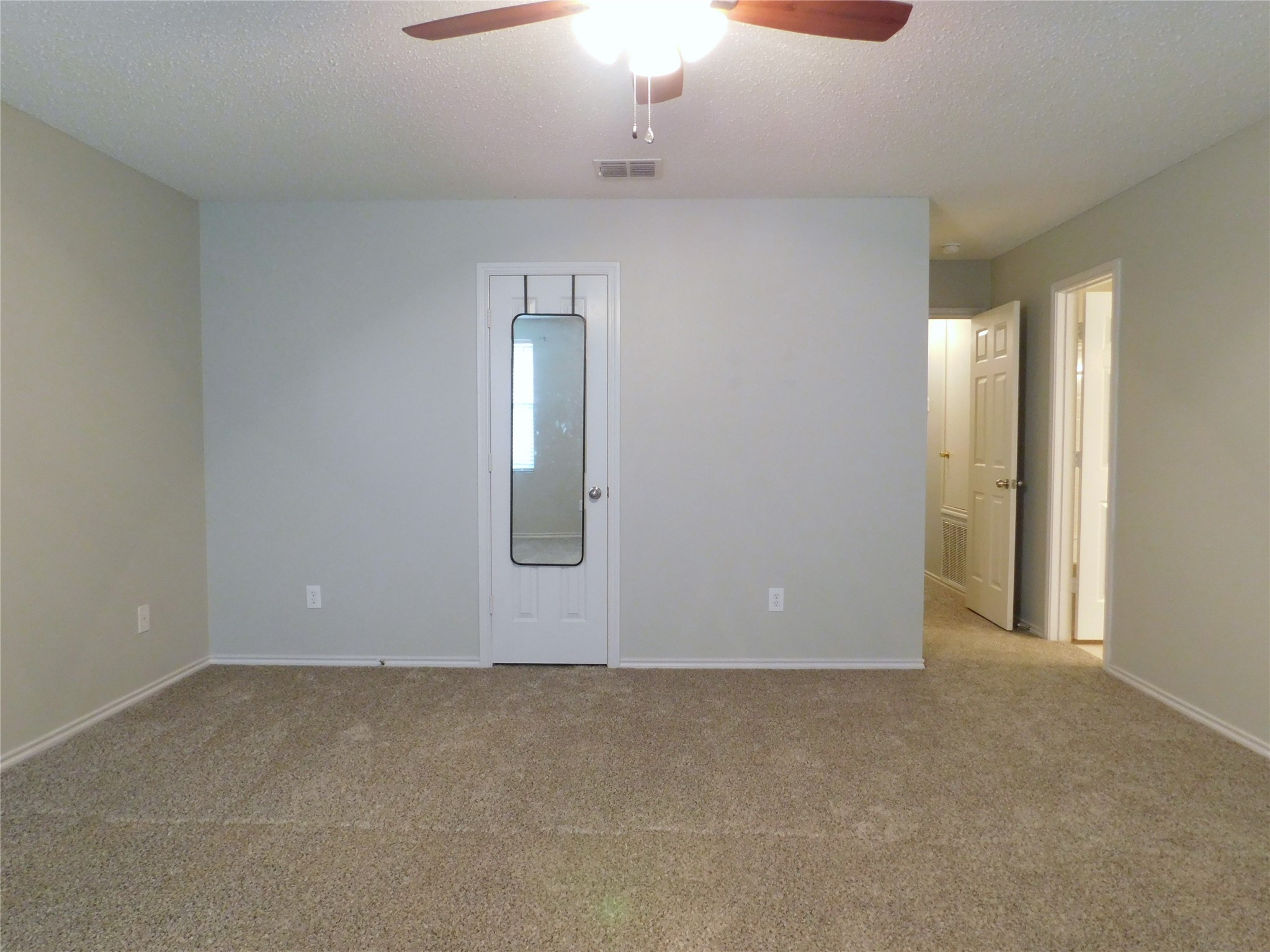5721 Thoroughbred Trail