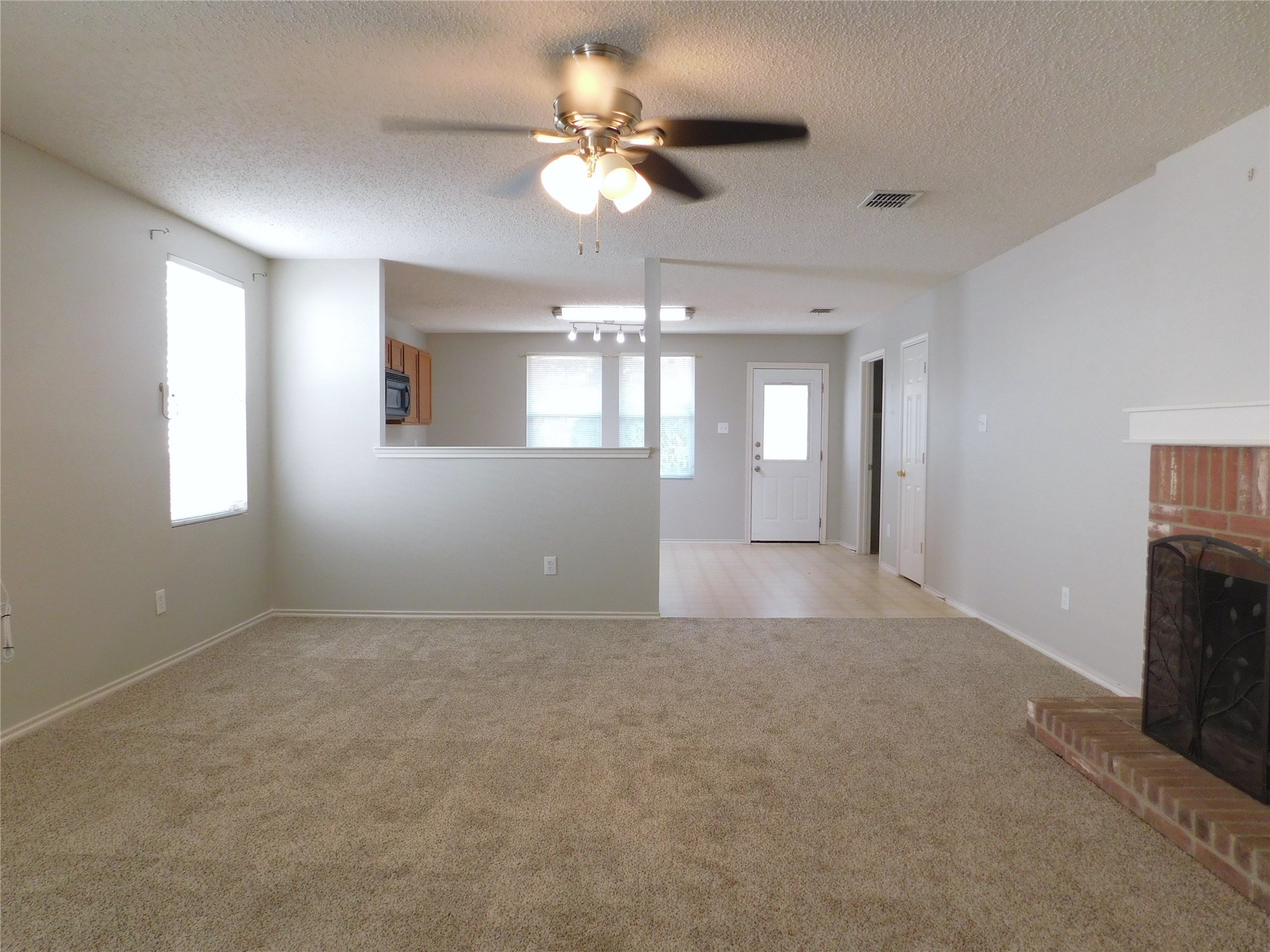 5721 Thoroughbred Trail