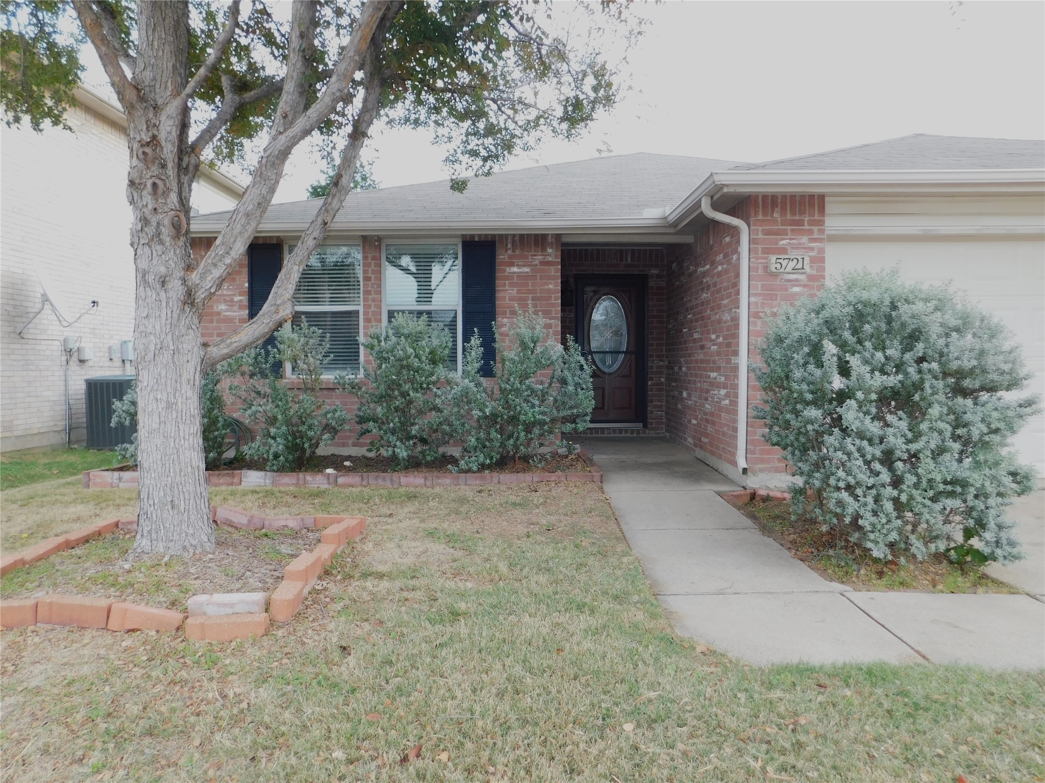 5721 Thoroughbred Trail