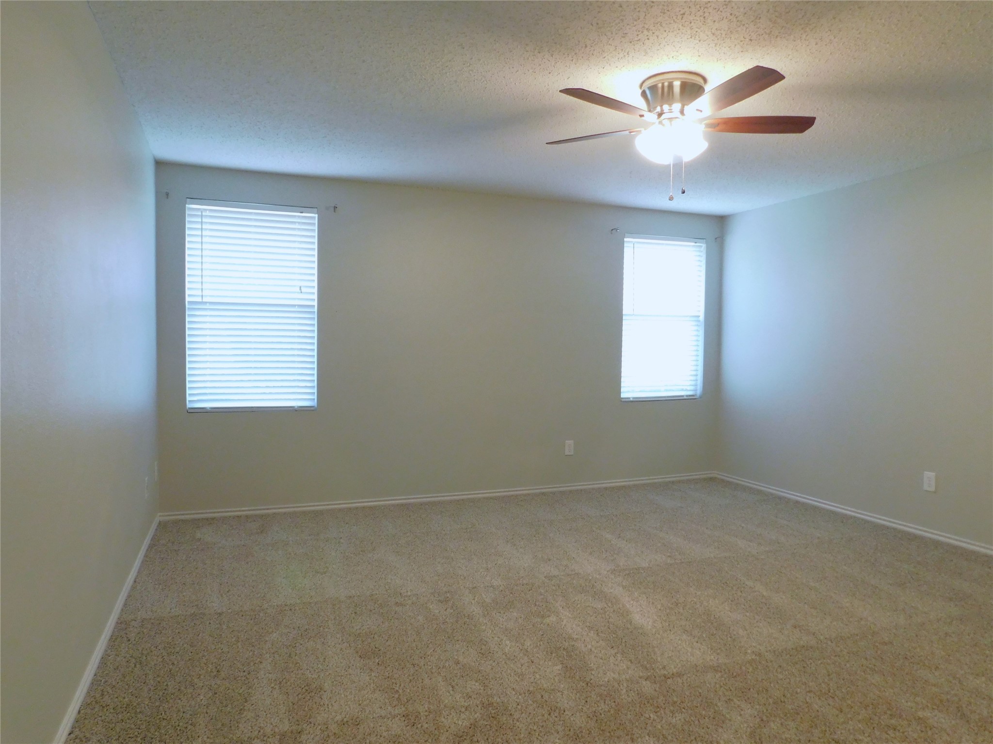 5721 Thoroughbred Trail