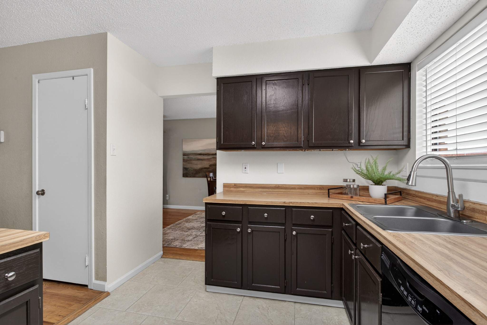 3656 Fairview Drive
