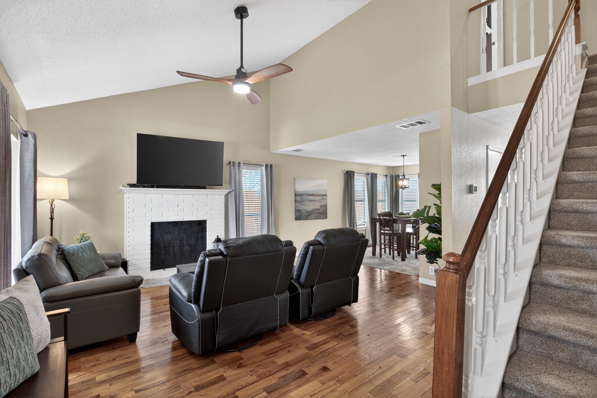 3656 Fairview Drive