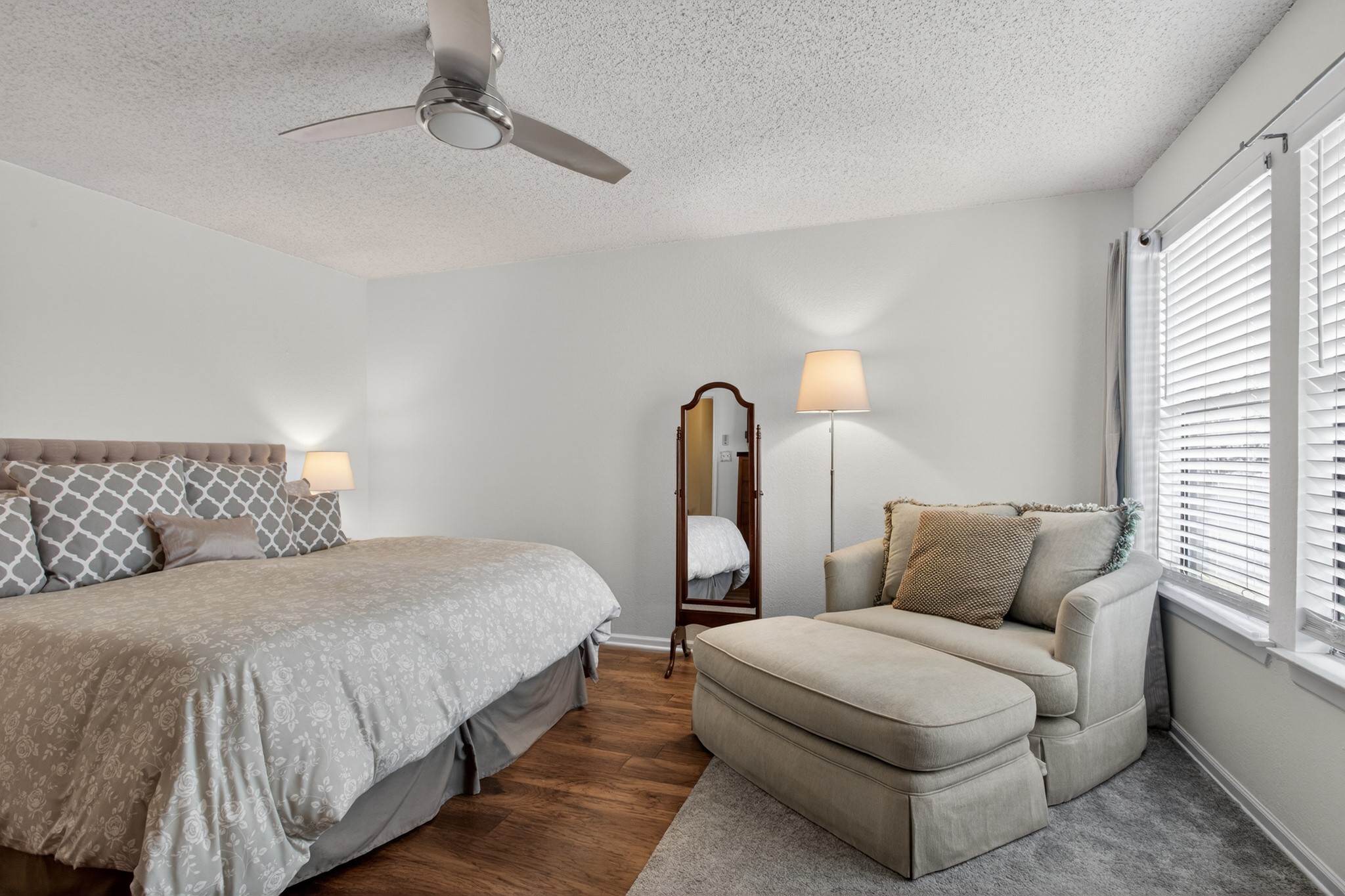 3656 Fairview Drive