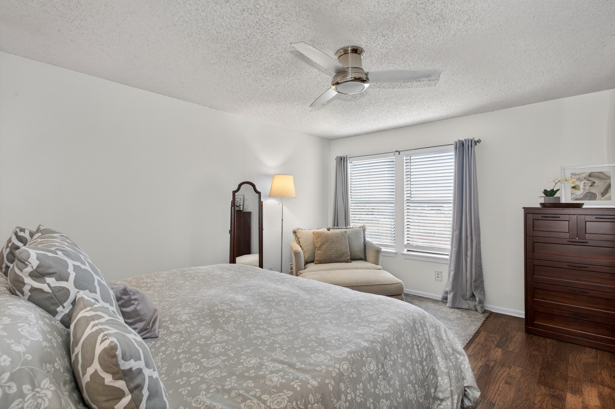 3656 Fairview Drive