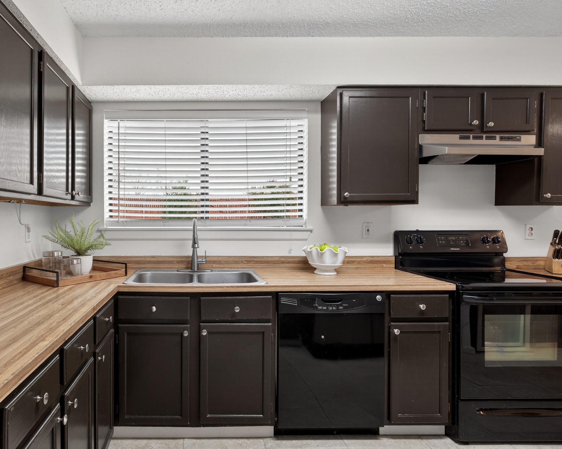 3656 Fairview Drive
