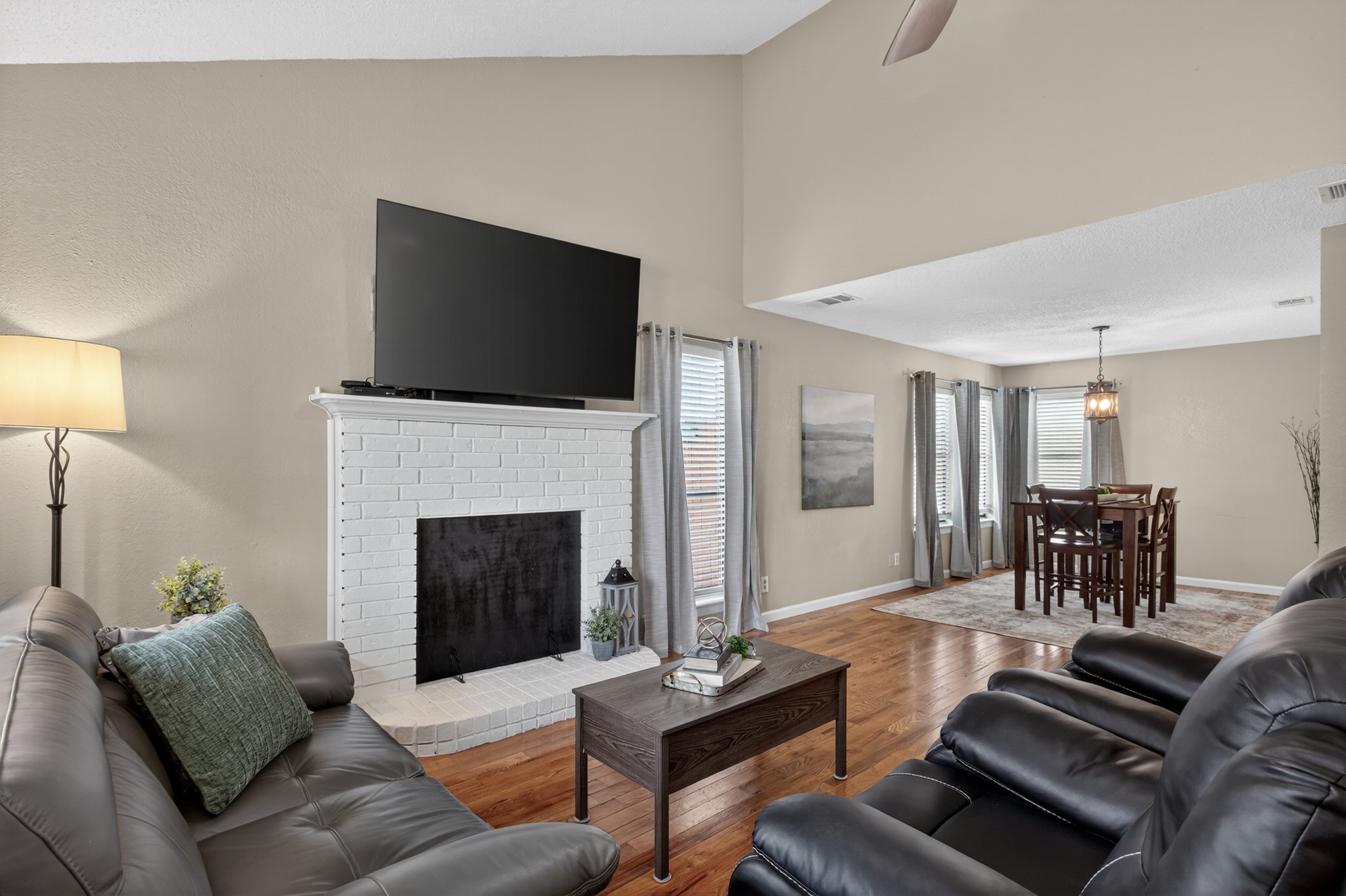 3656 Fairview Drive