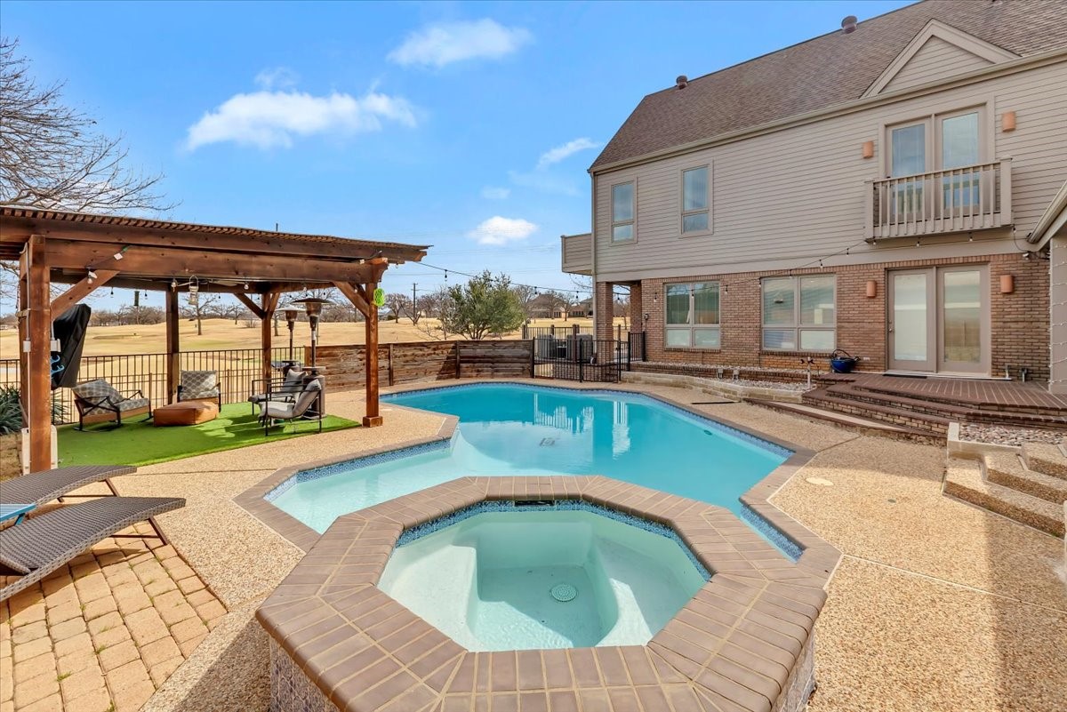 1426 Hidden Oaks Circle