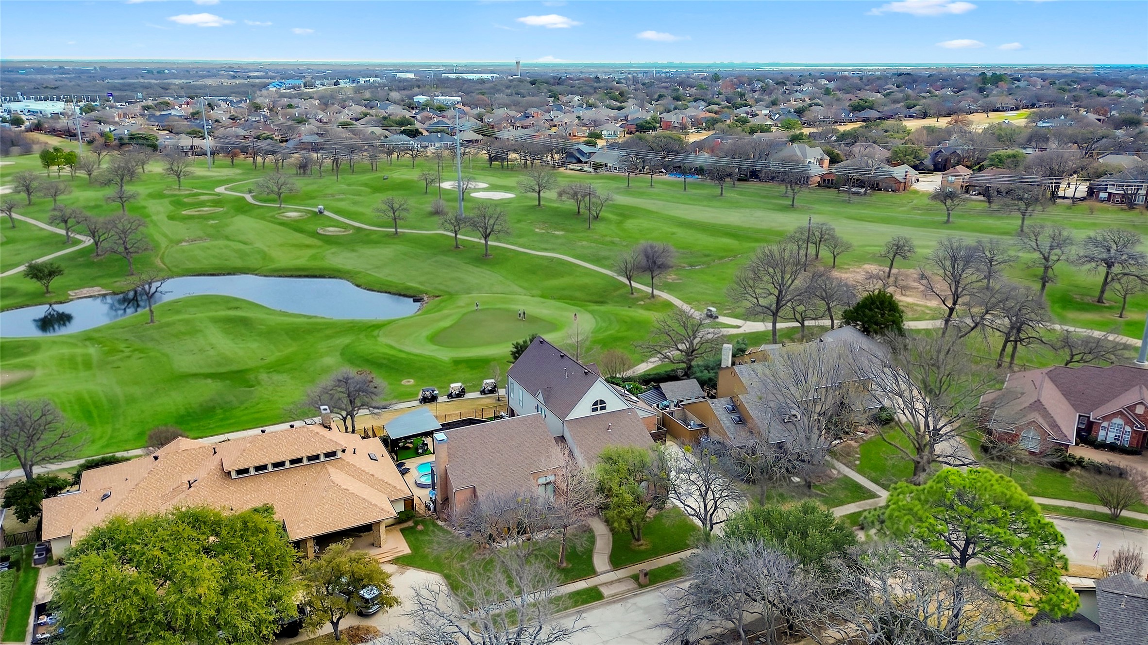 1426 Hidden Oaks Circle