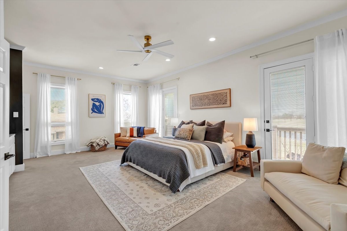 1426 Hidden Oaks Circle