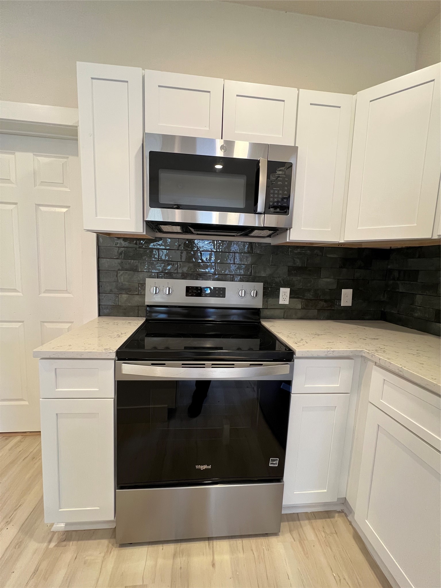 705 E 1st North Street