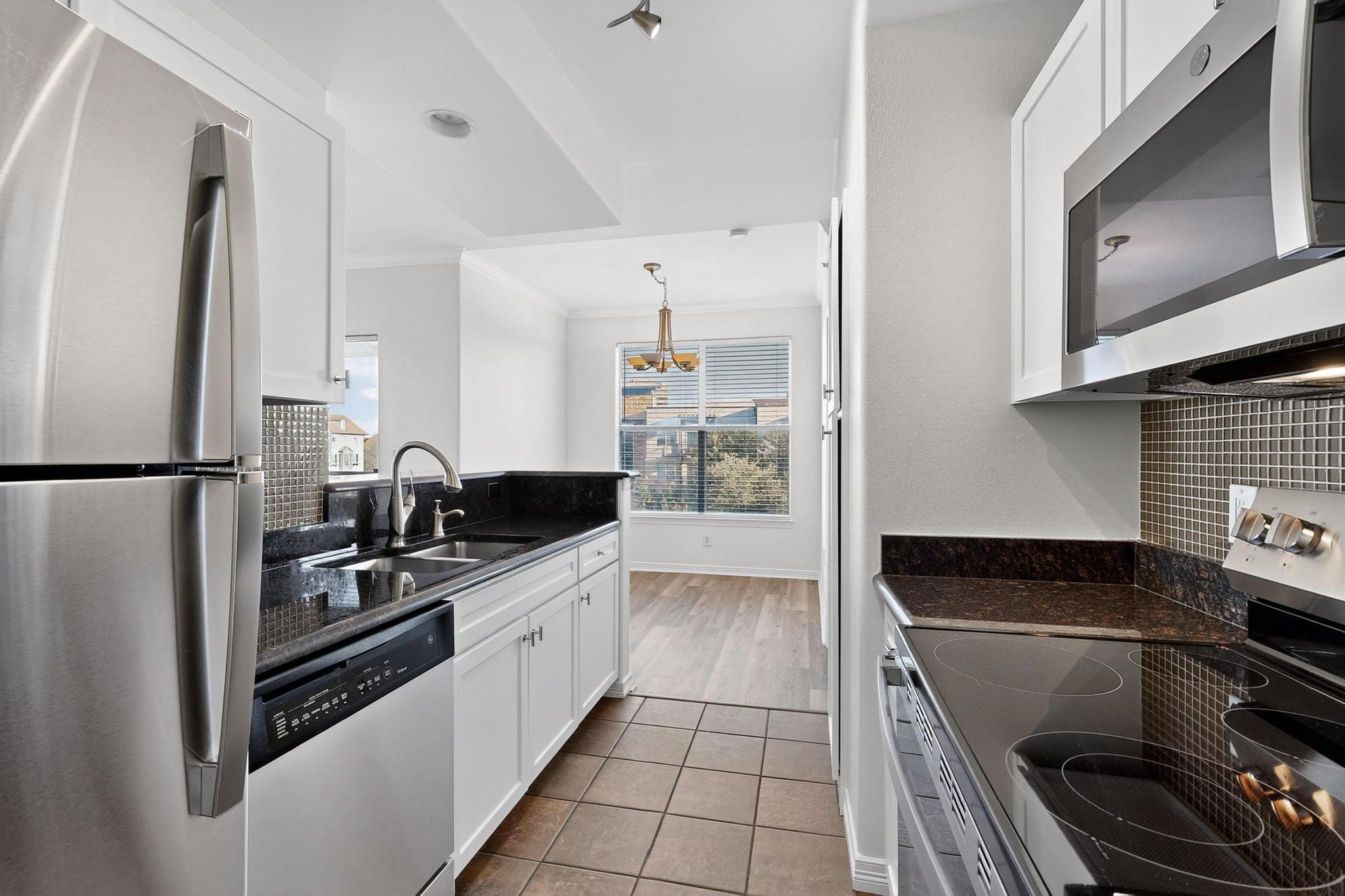 330 Las Colinas Boulevard E 418