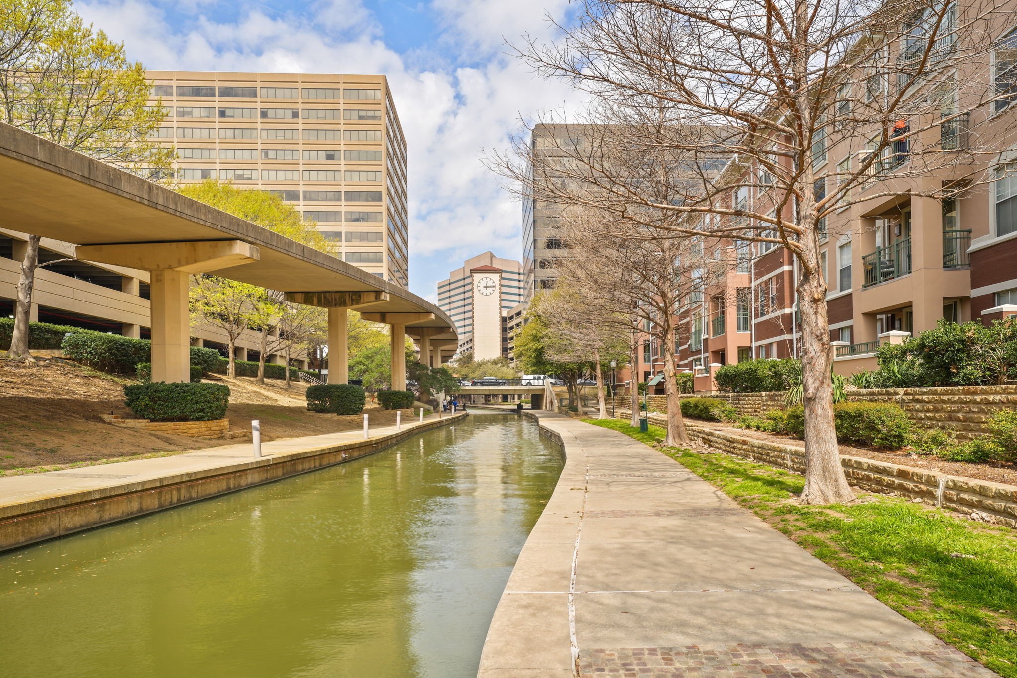 330 Las Colinas Boulevard E 418