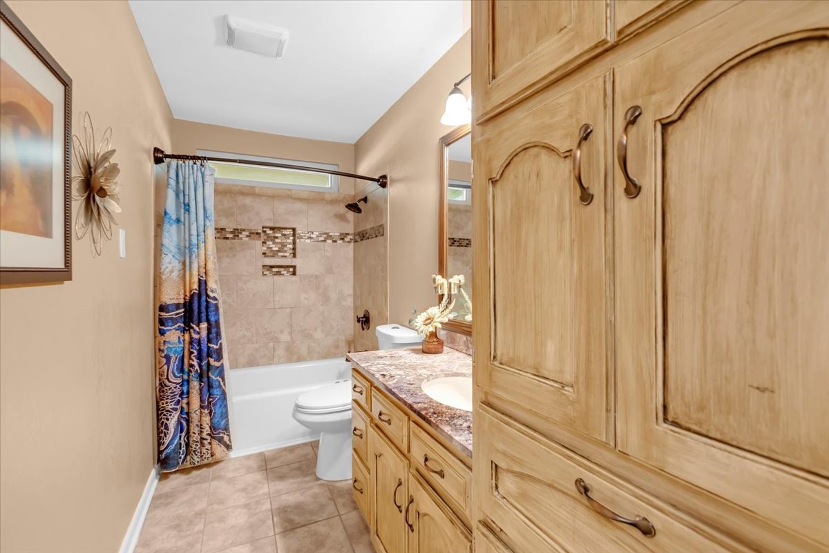 1111 Berkshire Court