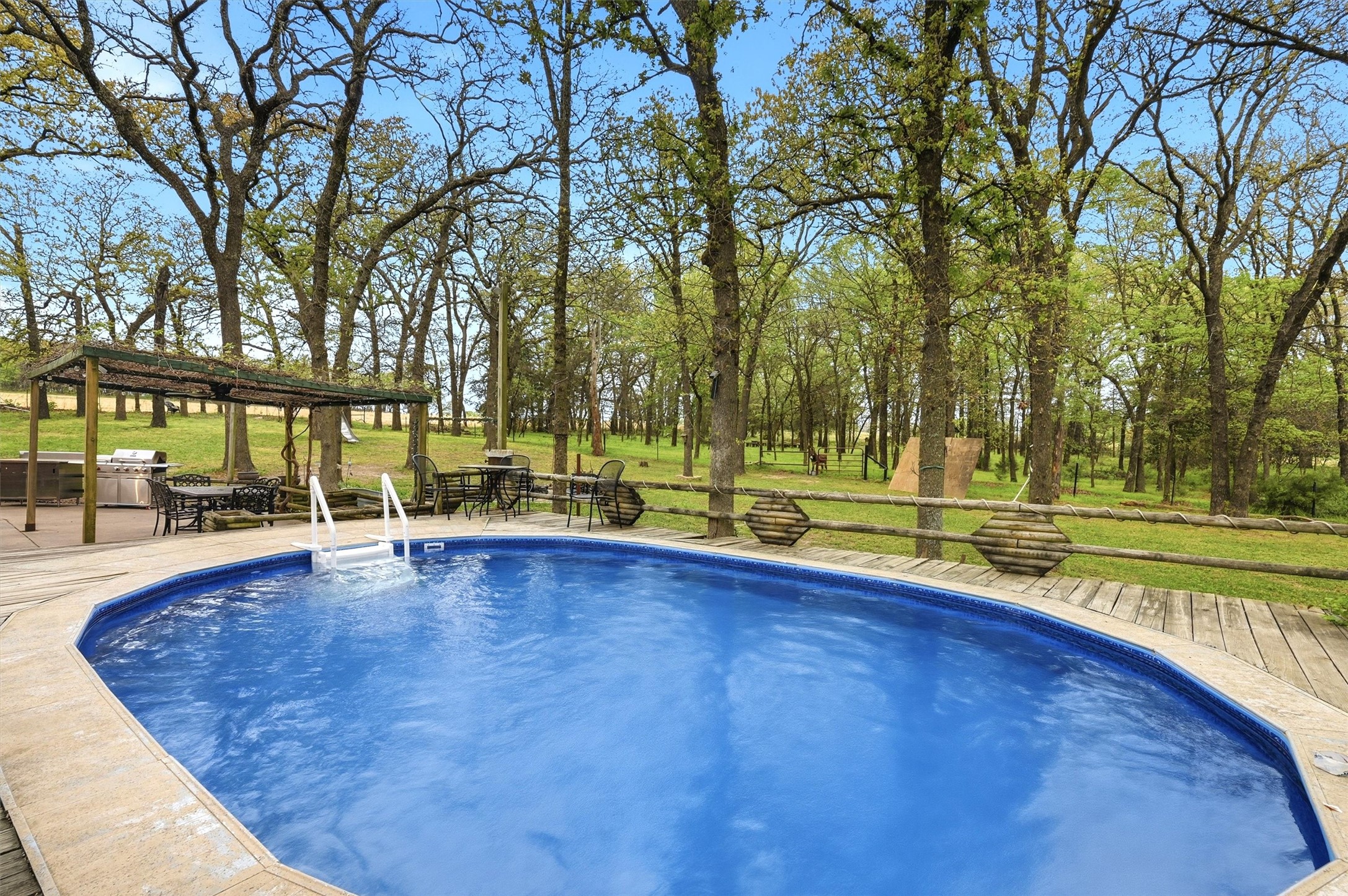 711 County Road 162