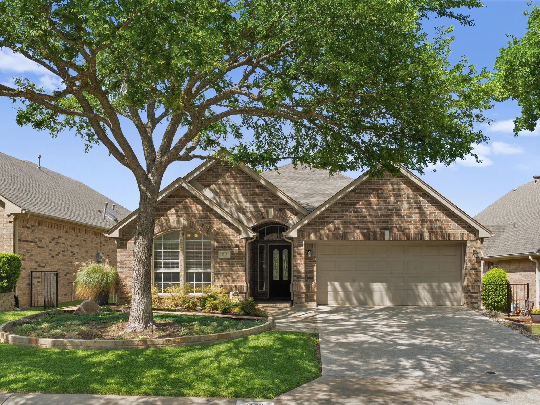 1613 Villa Court