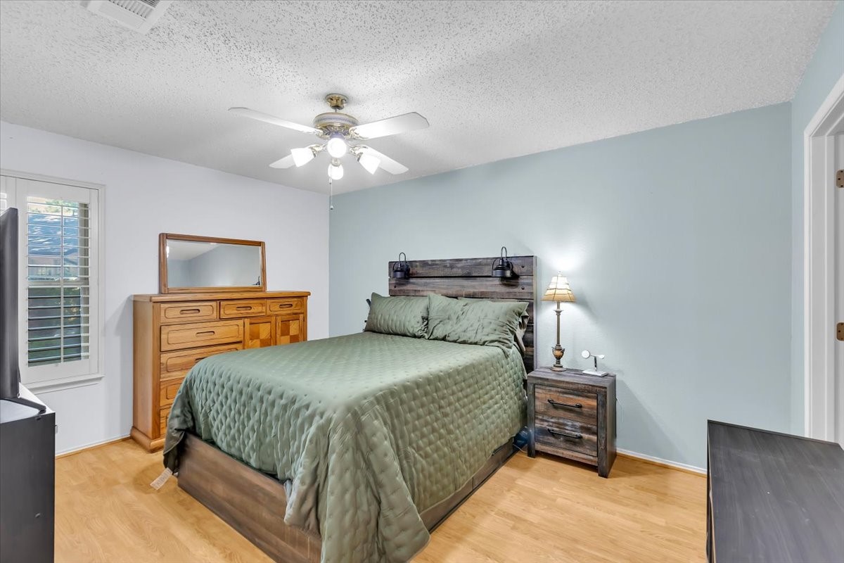 5906 Santa Fe Drive