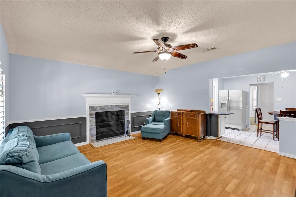 5906 Santa Fe Drive