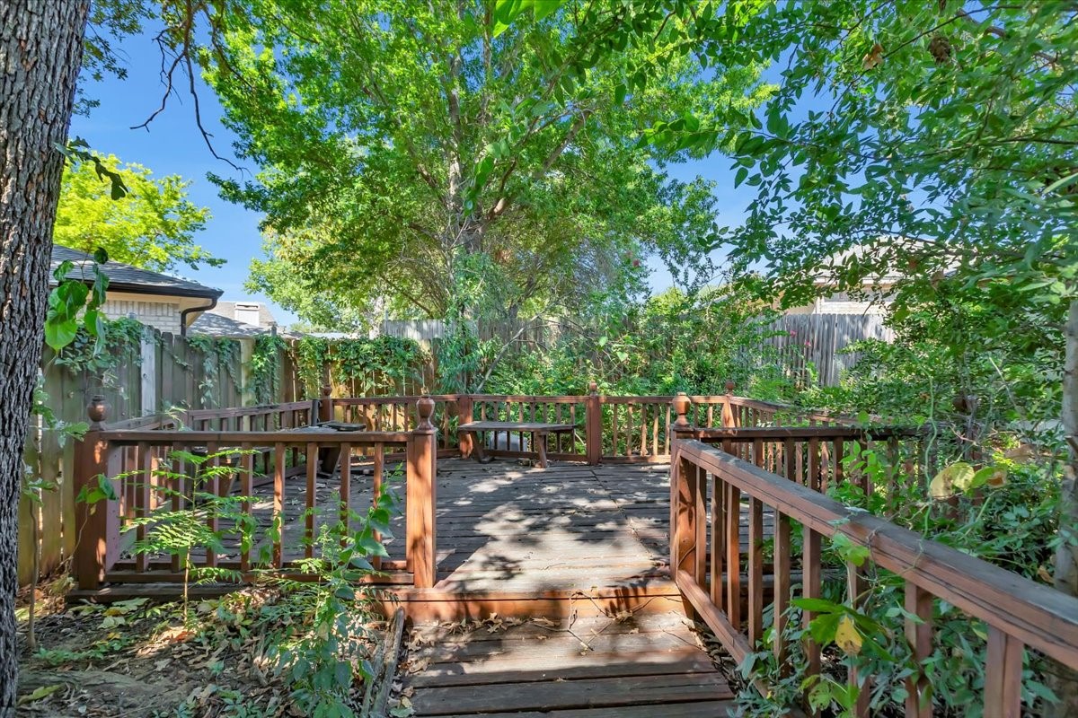 5906 Santa Fe Drive