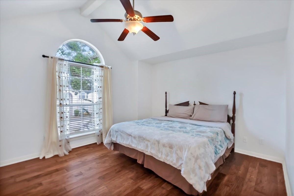 5111 Ambergate Lane