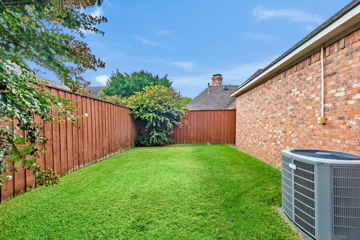 5111 Ambergate Lane